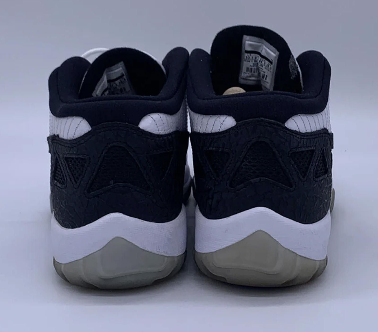 Jordan Brand Air Jordan 11 Retro Low IE 306008-100 'White Black' 2011 Size US 10.5 / EU 43-44 - 4 Thumbnail
