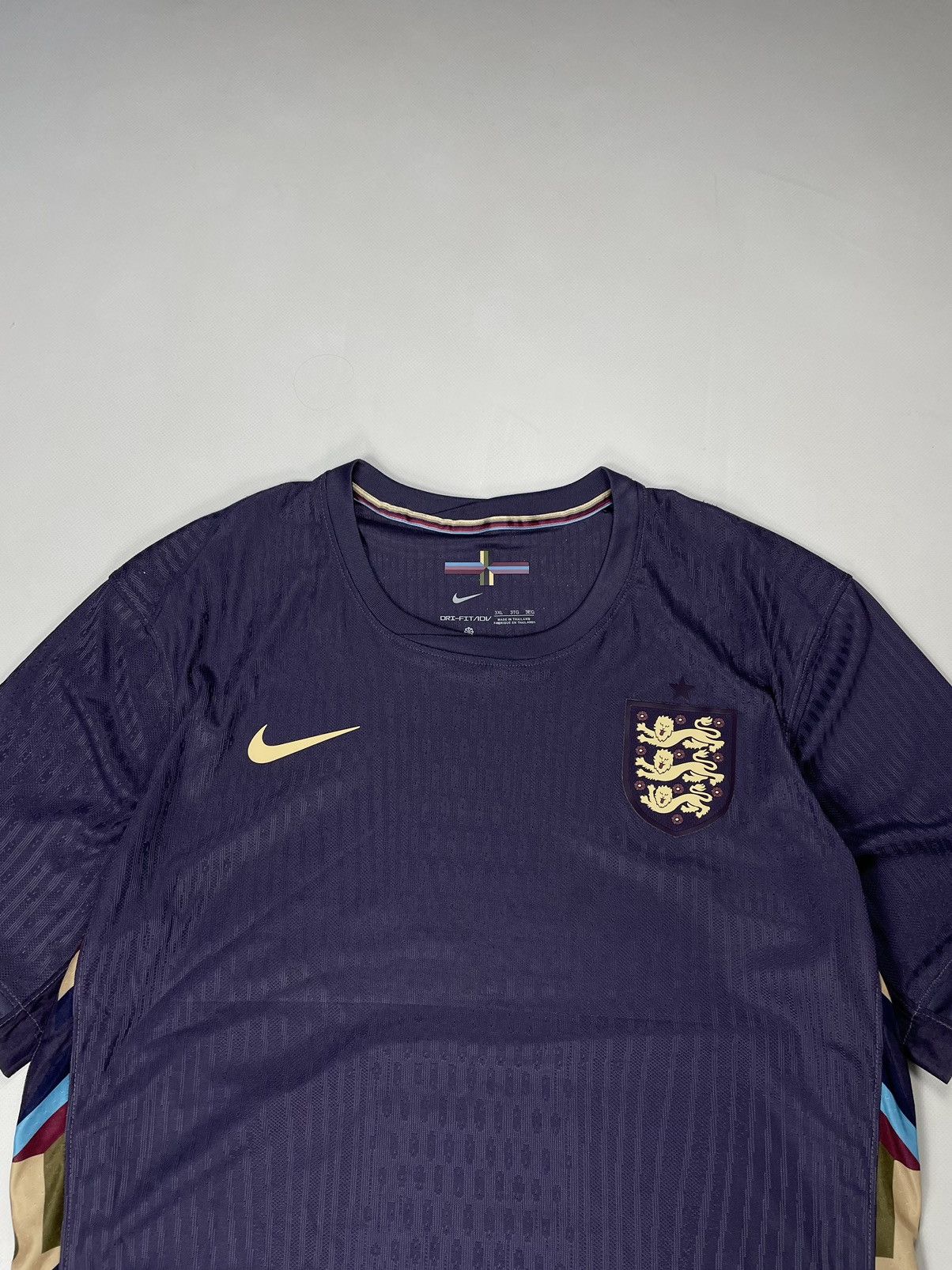 Nike Nike England ( Size XXL ) Away Stadium Vintage Purple Jersey Size US XXL / EU 58 / 5 - 6 Thumbnail