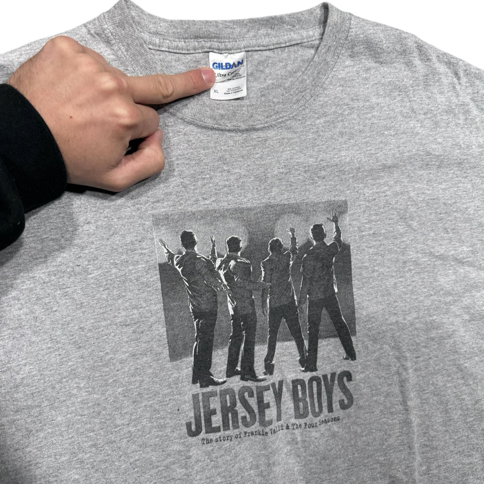 Gildan Jersey Boys Frankie Valli Graphic Tee Size US XL / EU 56 / 4 - 2 Thumbnail