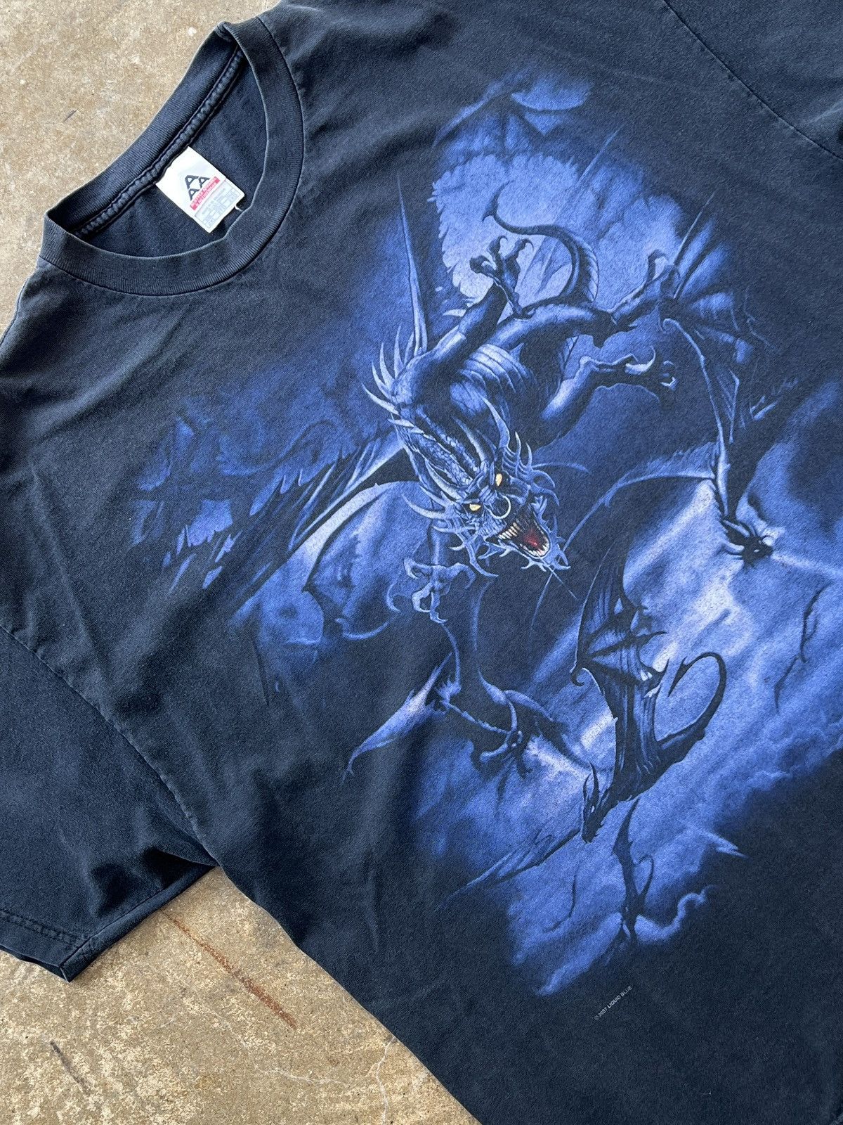 Vintage Vintage Y2K 2007 Medieval Dragon Full Front Graphic Tee XXL Size US XXL / EU 58 / 5 - 1 Thumbnail