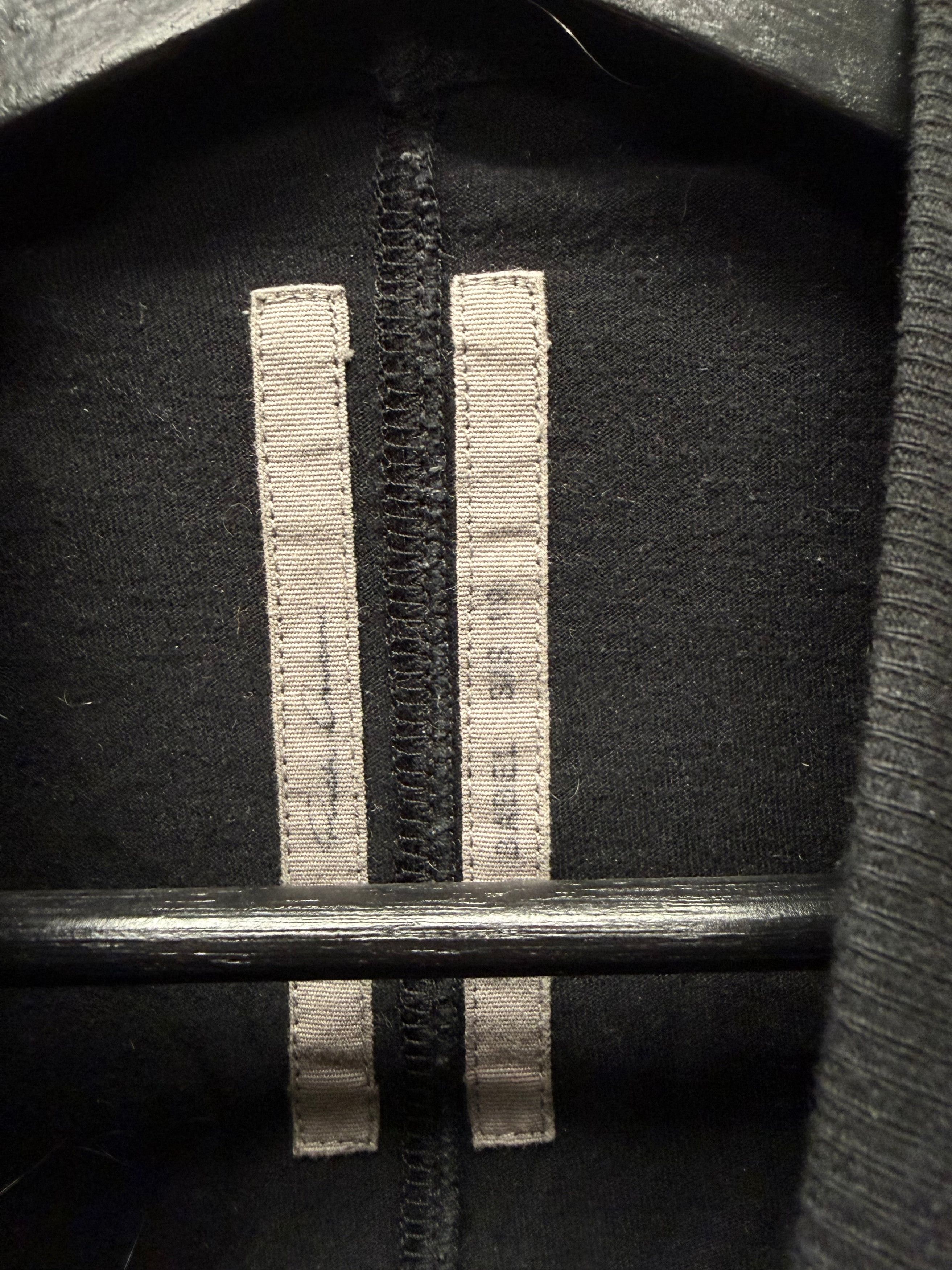 Rick Owens SS2019 Rick Owens ‘Geometric’ Embroidered Black Logo T-Shirt Size US XS / EU 42 / 0 - 3 Thumbnail