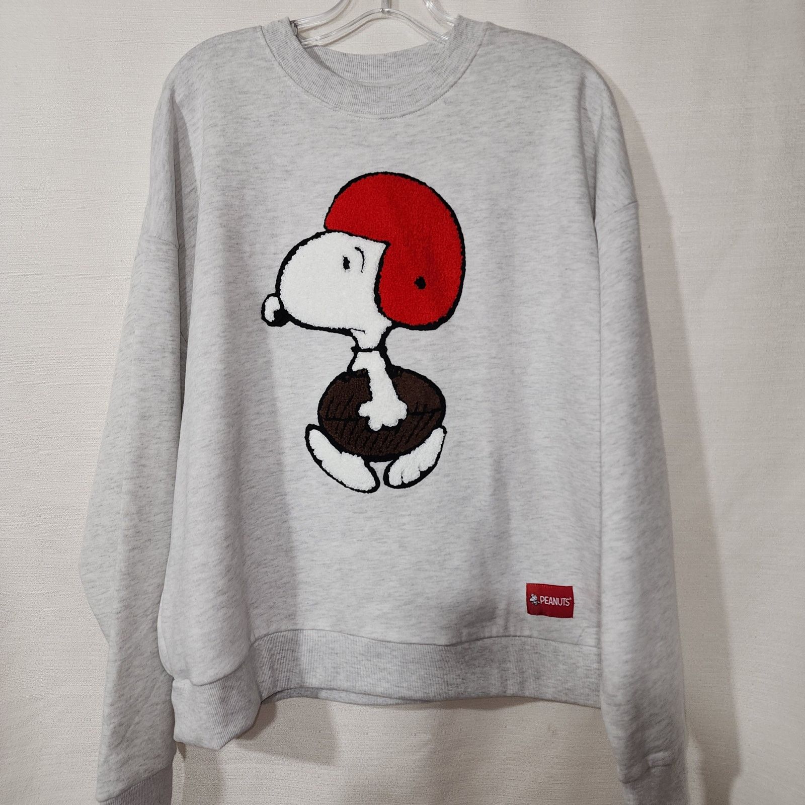 Peanuts Snoopy Football player Sweatshirt women's medium Size M / US 6-8 / IT 42-44 - 2 Thumbnail