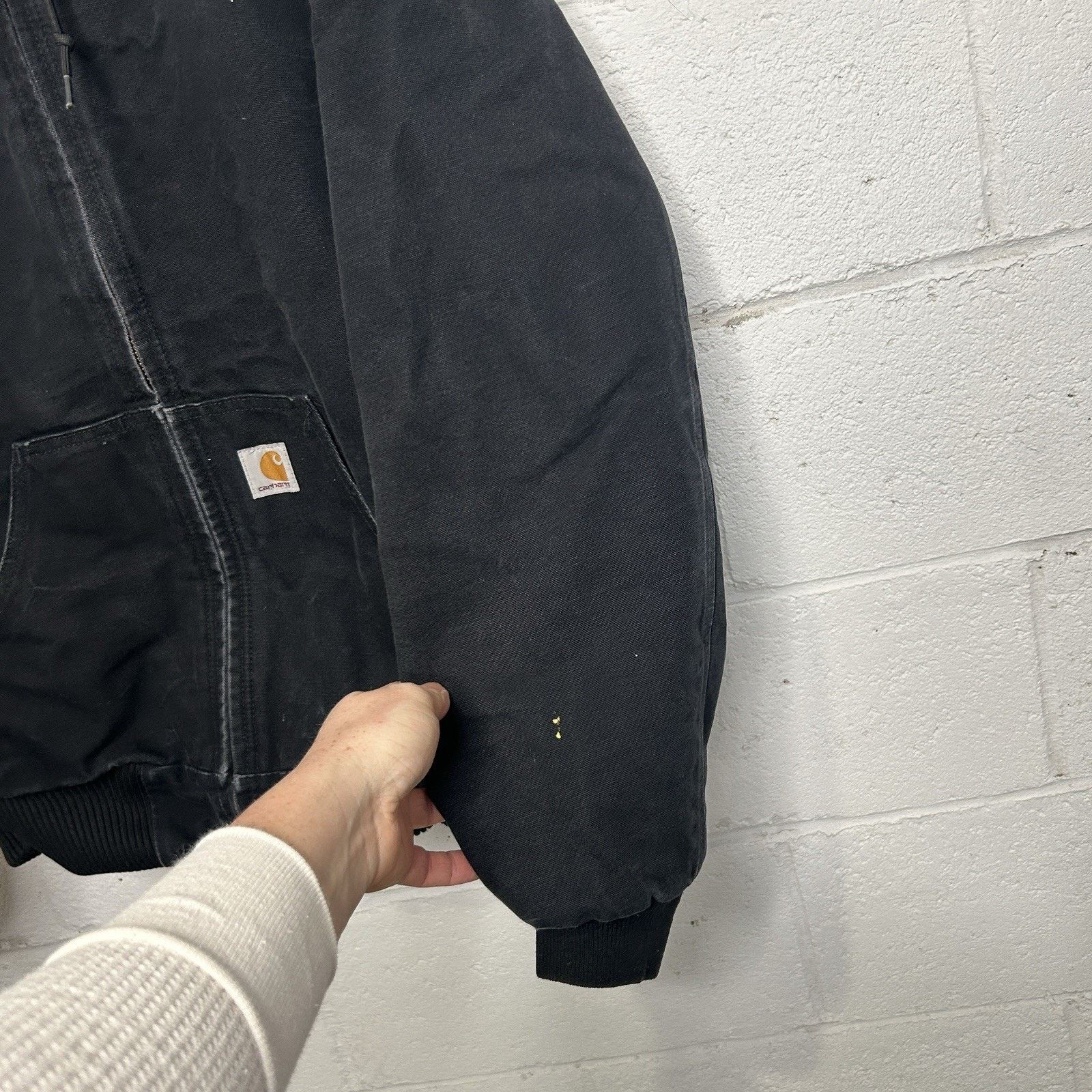 Carhartt Vintage Carhartt Quilted Hooded Active Jacket “Black” J140 Size US M / EU 48-50 / 2 - 5 Thumbnail