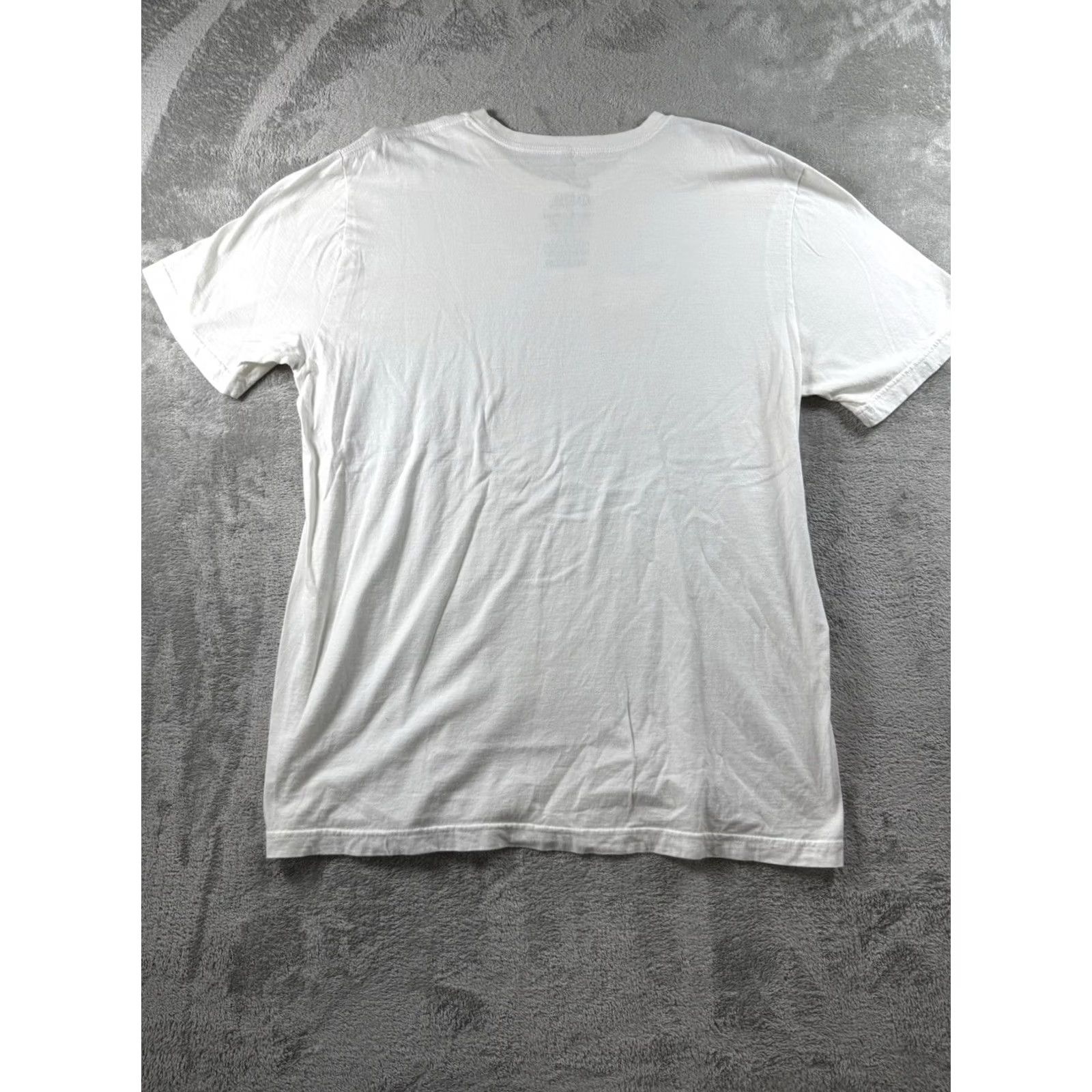 Nike NIKE MENS T-SHIRT XL SILVER SWOOSH Crew Neck Short Sleeve Cotton Knit Sports Athleisure Mens Size US XL / EU 56 / 4 - 5 Thumbnail