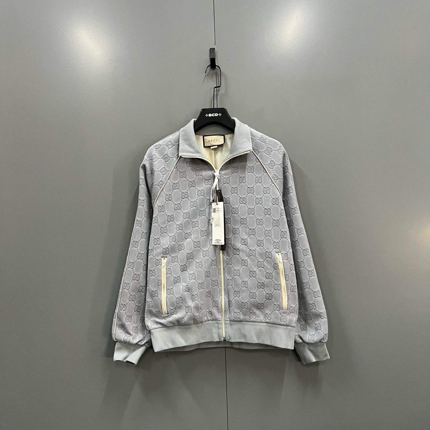 Gucci Gucci Gray Light Jacket l Men Size US L / EU 52-54 / 3 - 1 Thumbnail