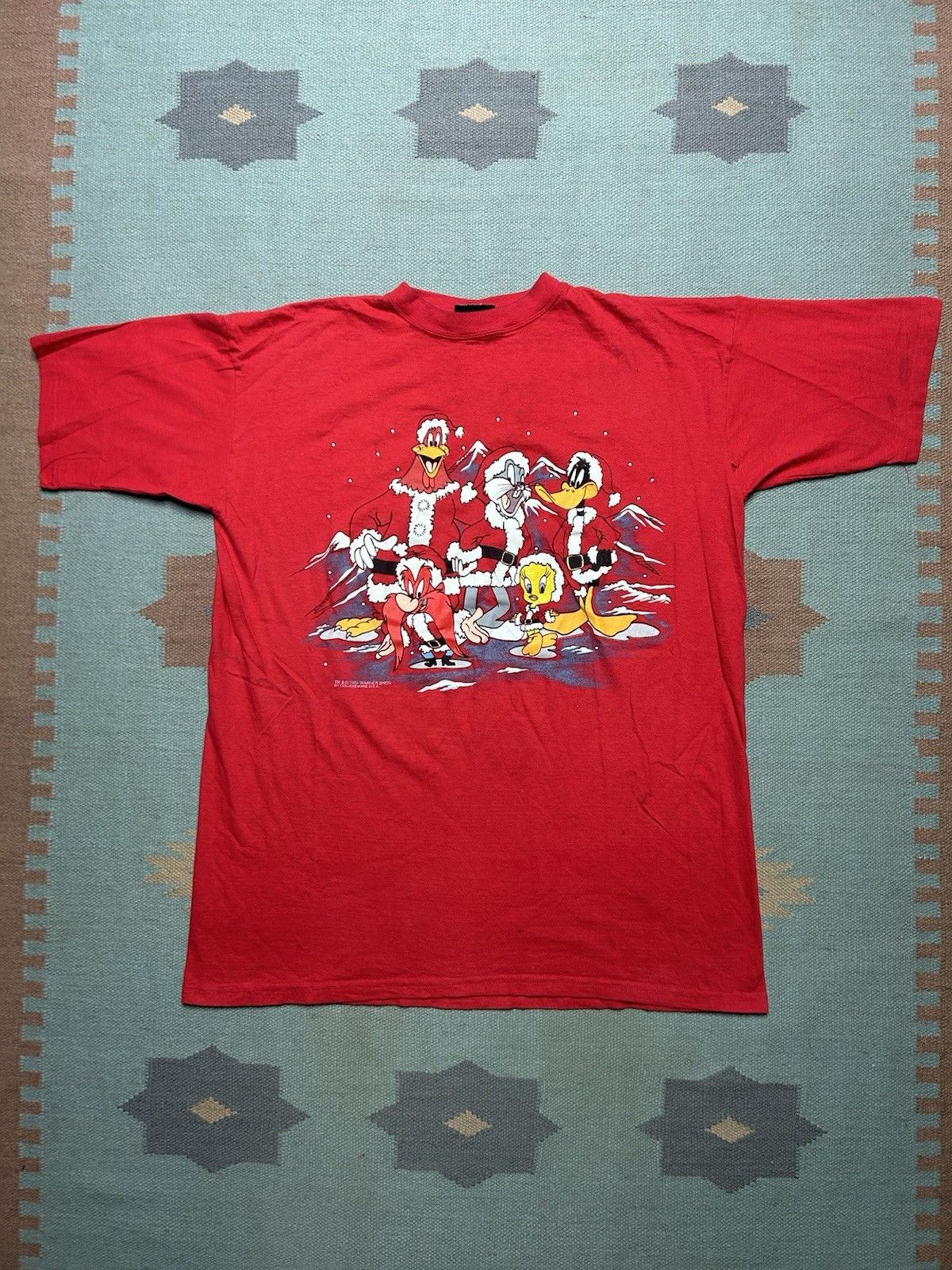 Vintage 90s t shirt looney tunes Christmas holiday distress bugs XXL Size US XXL / EU 58 / 5 - 1 Thumbnail