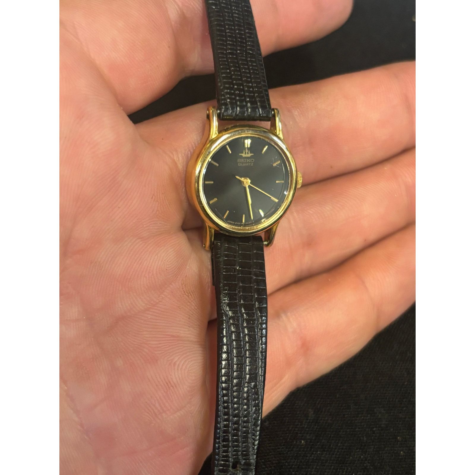Seiko Vintage Seiko 2Y01-0010 Women’s Watch! New Battery! Size ONE SIZE - 8 Thumbnail