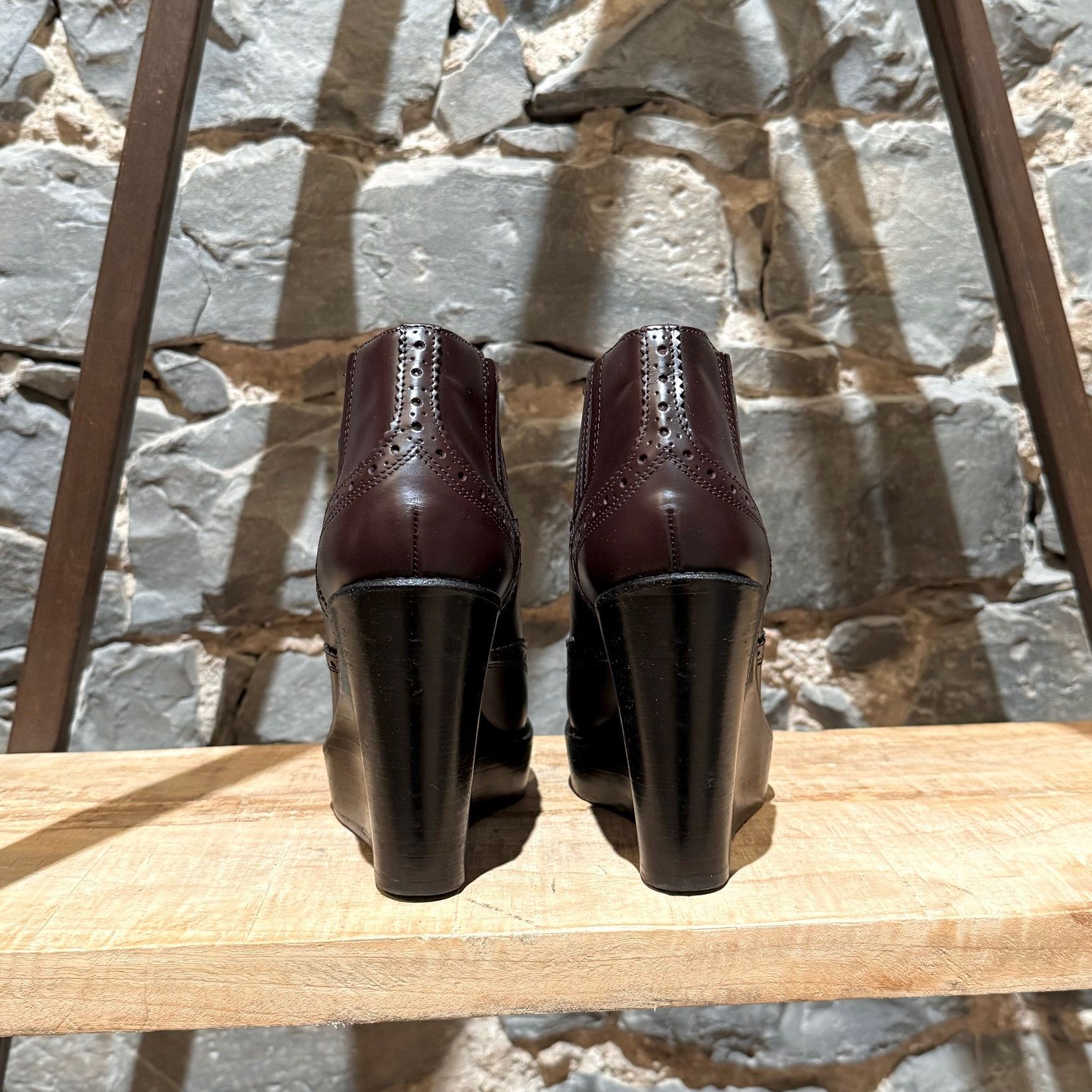 Burberry Burberry Burgundy Leather Oxford Wedges Booties Size US 6 / IT 36 - 5 Thumbnail