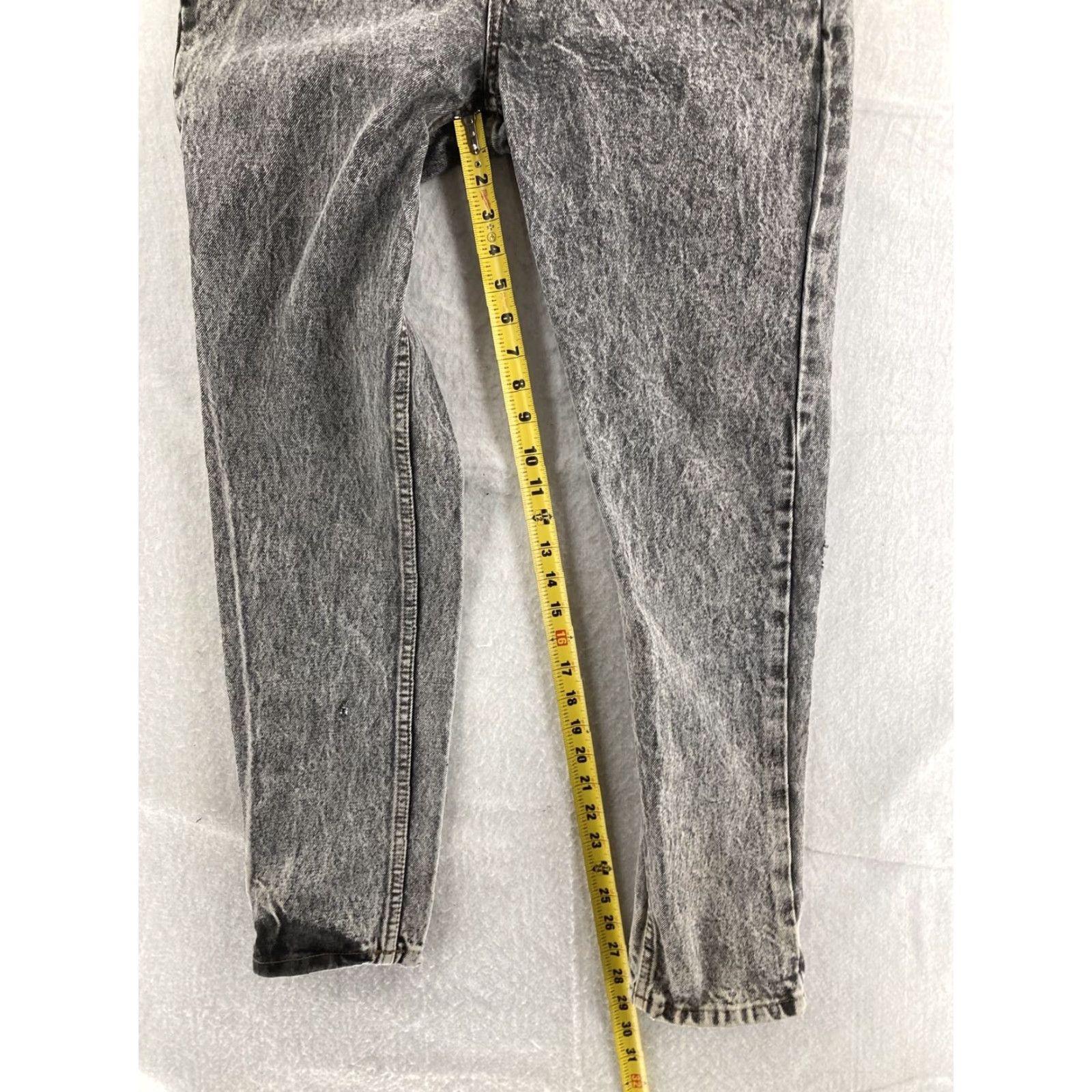Jordache VINTAGE Jordache Jeans 9/10 High Rise Tapered Distressed Acid Wash Gray 80s Womens Size 30" / US 8 / IT 44 - 6 Thumbnail