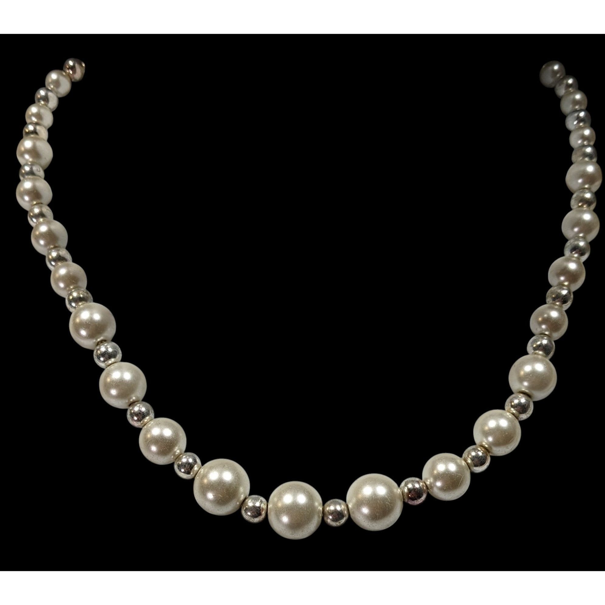 Other Vintage KR Marked Faux Pearl And Silver Tone Beaded Necklace Size ONE SIZE - 2 Thumbnail