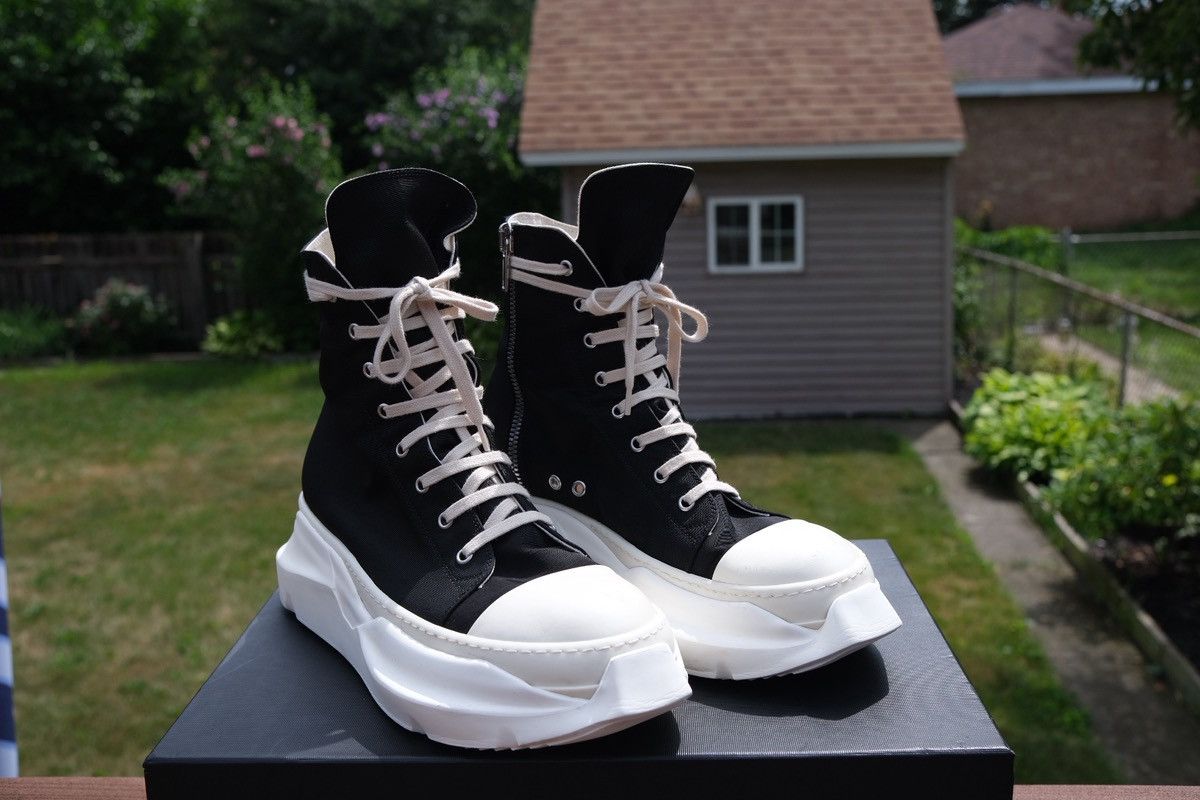 新品未使用RICK OWENS DRKSHDW HIGH ABSTRACT 42 Rick Owens DRKSHDW Abstract High Top Embroidered Pentagram