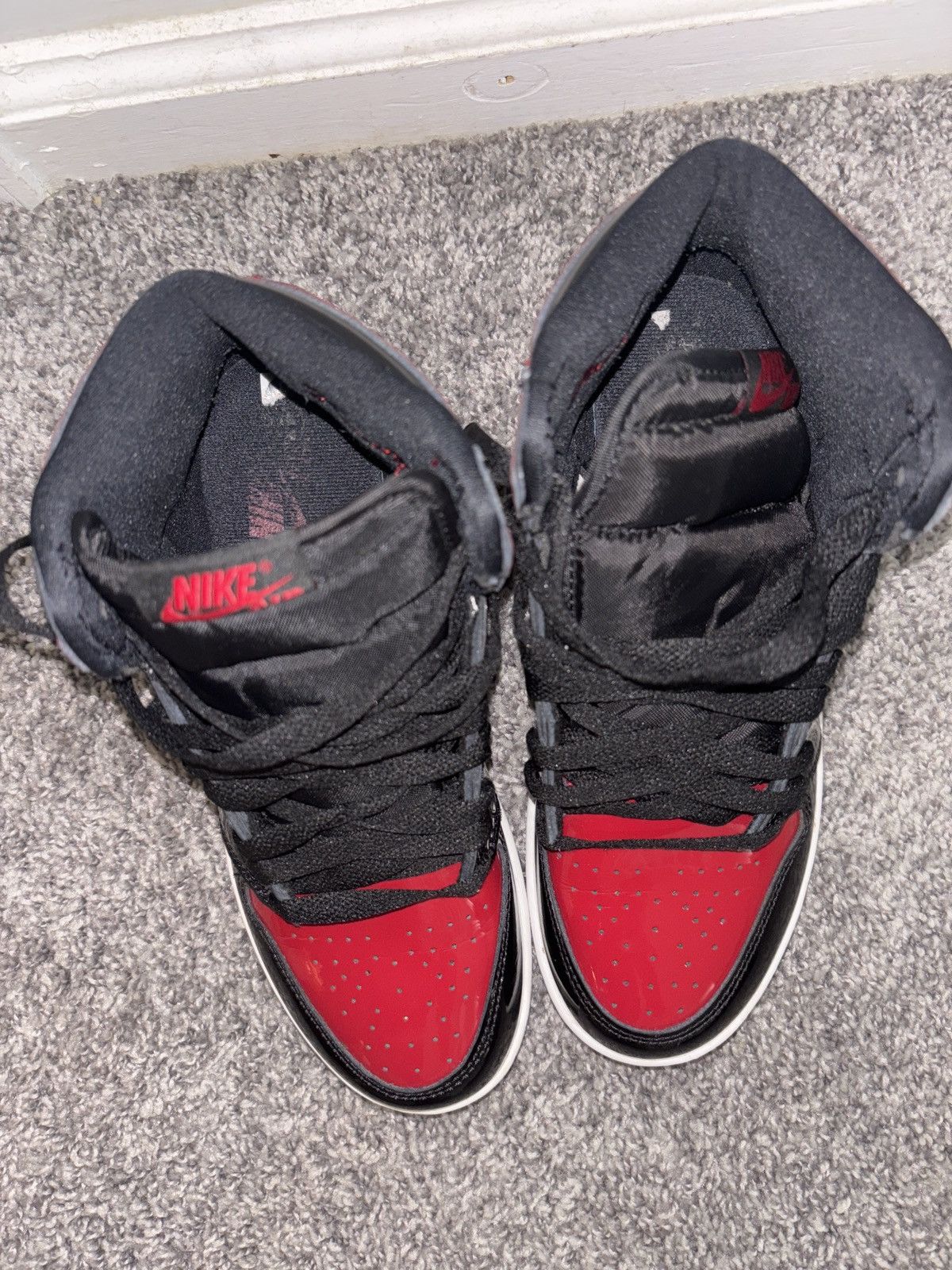 Jordan Brand 2021 Air Jordan 1 Retro High OG'Patent Bred' Size US 6 / EU 39 - 3 Thumbnail