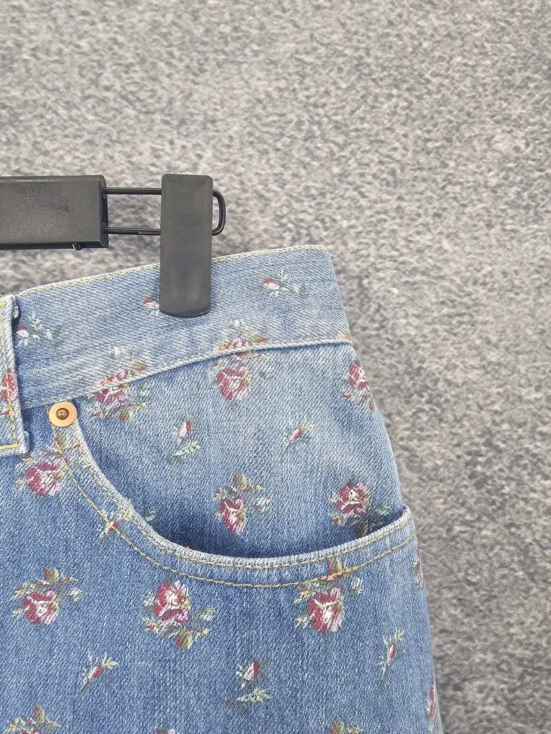 Gucci GucciPrinted denim skirt 2503-Nextarrow Size 28" / US 6 / IT 42 - 4 Thumbnail