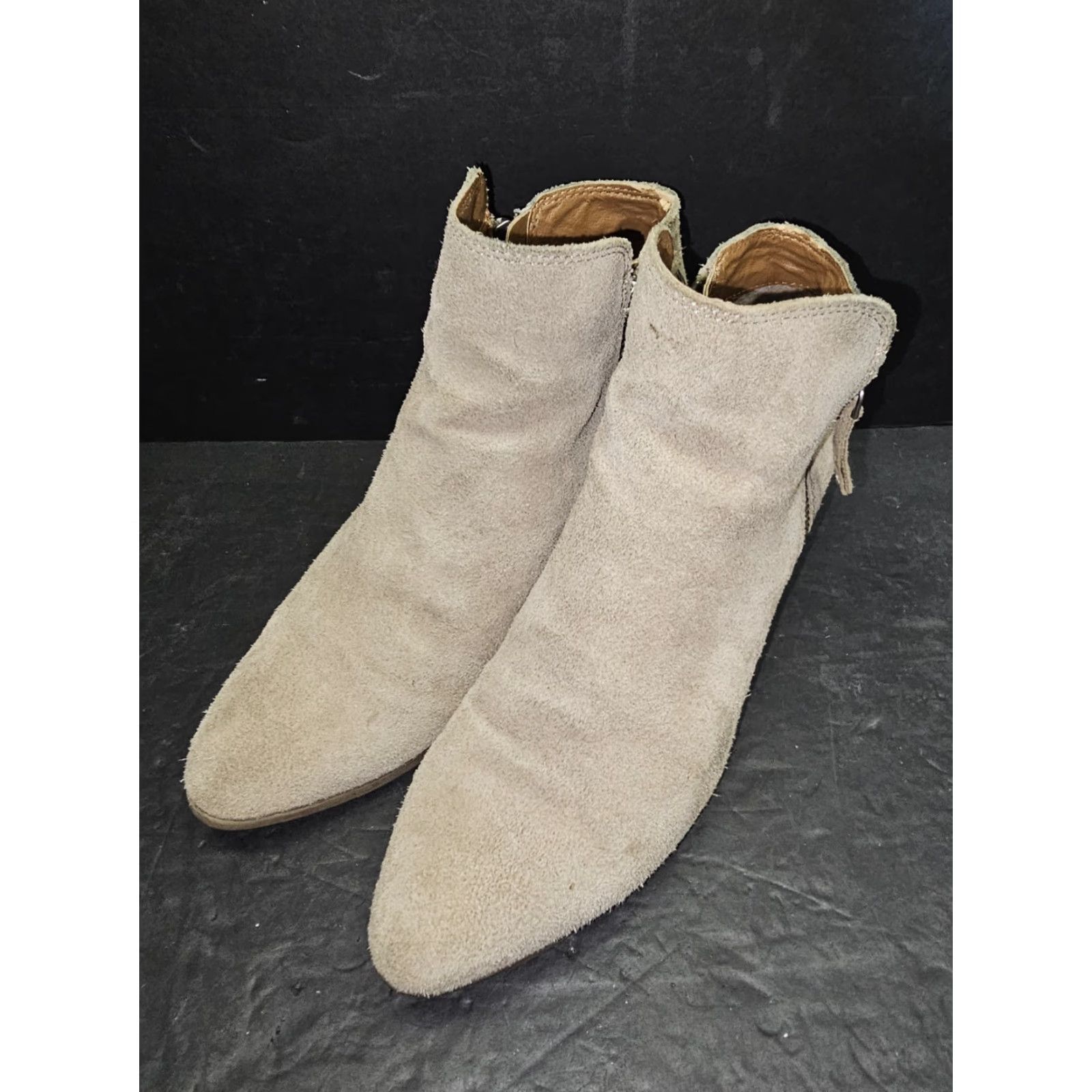 Frye FRYE Judith Ankle Bootie Suede Ash Beige Side Zip Women’s Size 7 M Boot Frye Size US 6 / IT 36 - 7 Thumbnail