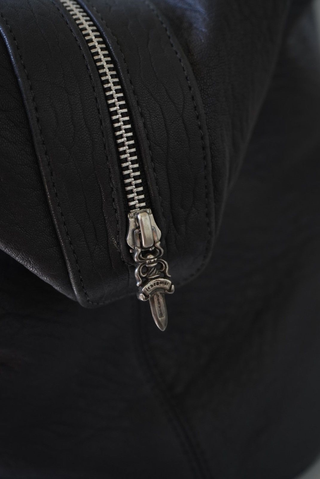 Chrome Hearts Rare 90s - Big Dagger Embellished Leather Duffle Bag Size ONE SIZE - 8 Thumbnail