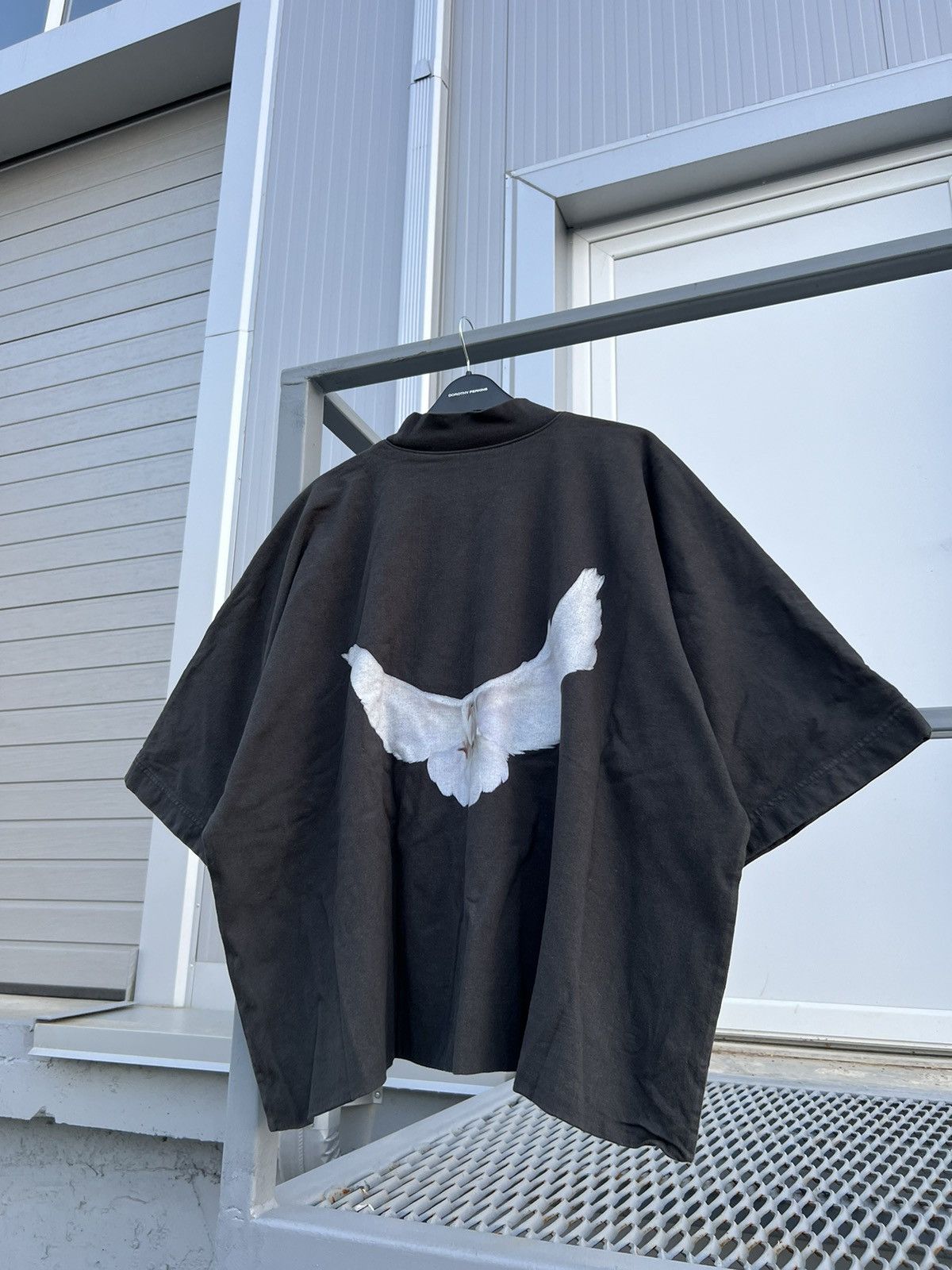 Gap Yeezy Gap No Seam Cropped Tee Size US S / EU 44-46 / 1 - 1 Thumbnail