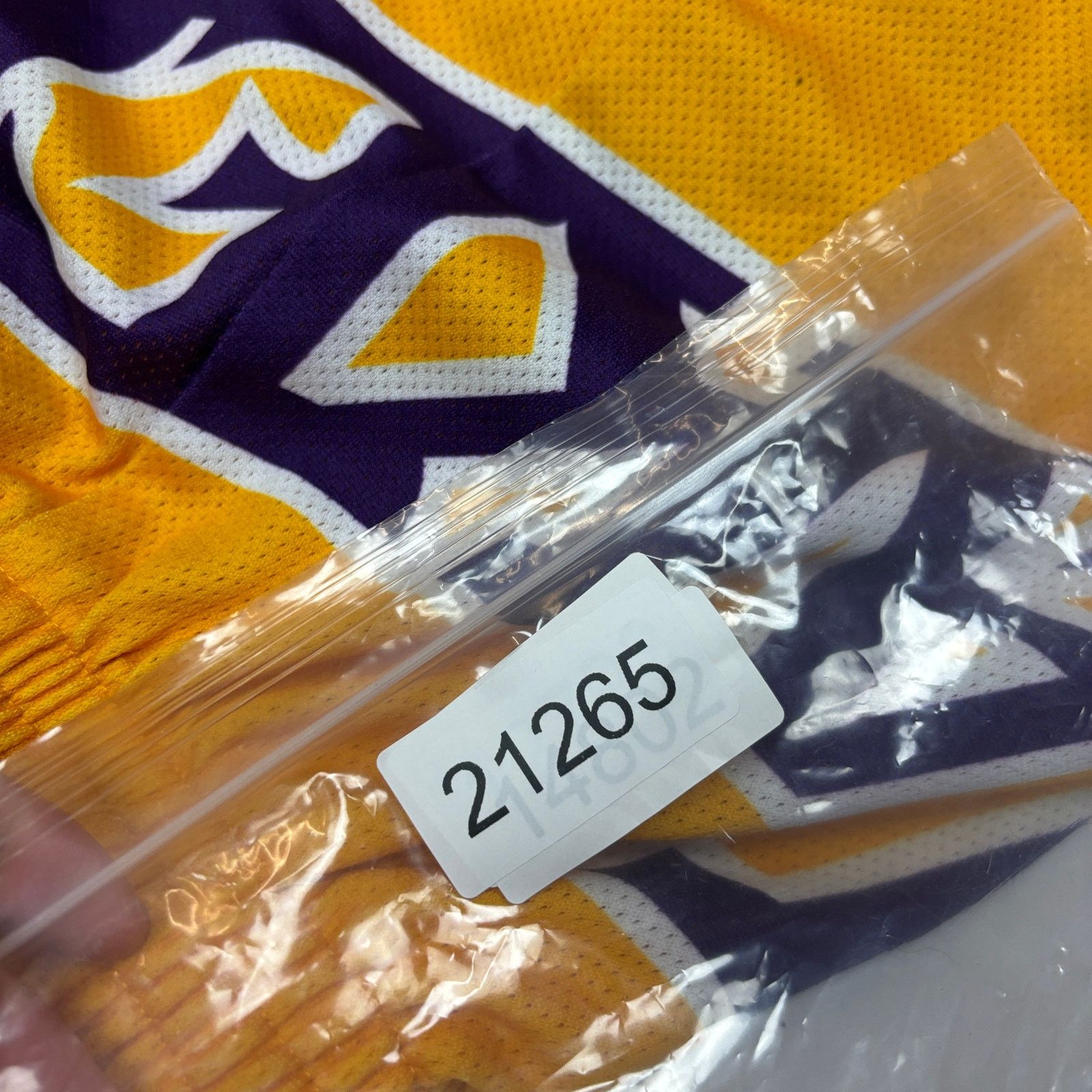 Mitchell & Ness LA Lakers Mitchell & Ness NBA Blown Out Shorts Basketball L Size US 32 / EU 48 - 12 Thumbnail