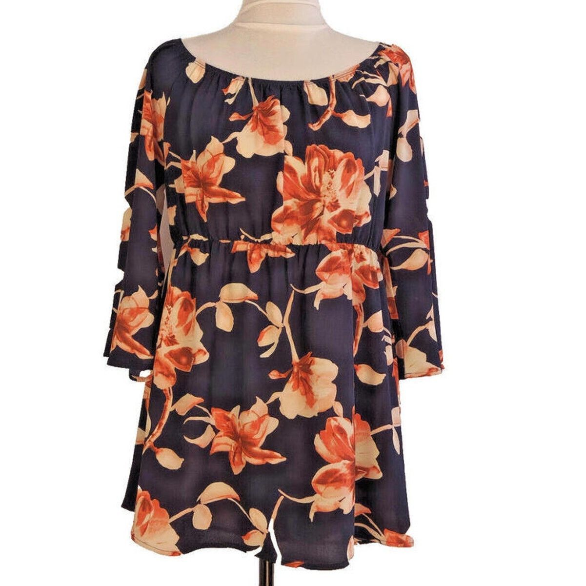 Other Wishful Women's Blouse Large Navy Floral Top Size L / US 10 / IT 46 - 1 Thumbnail