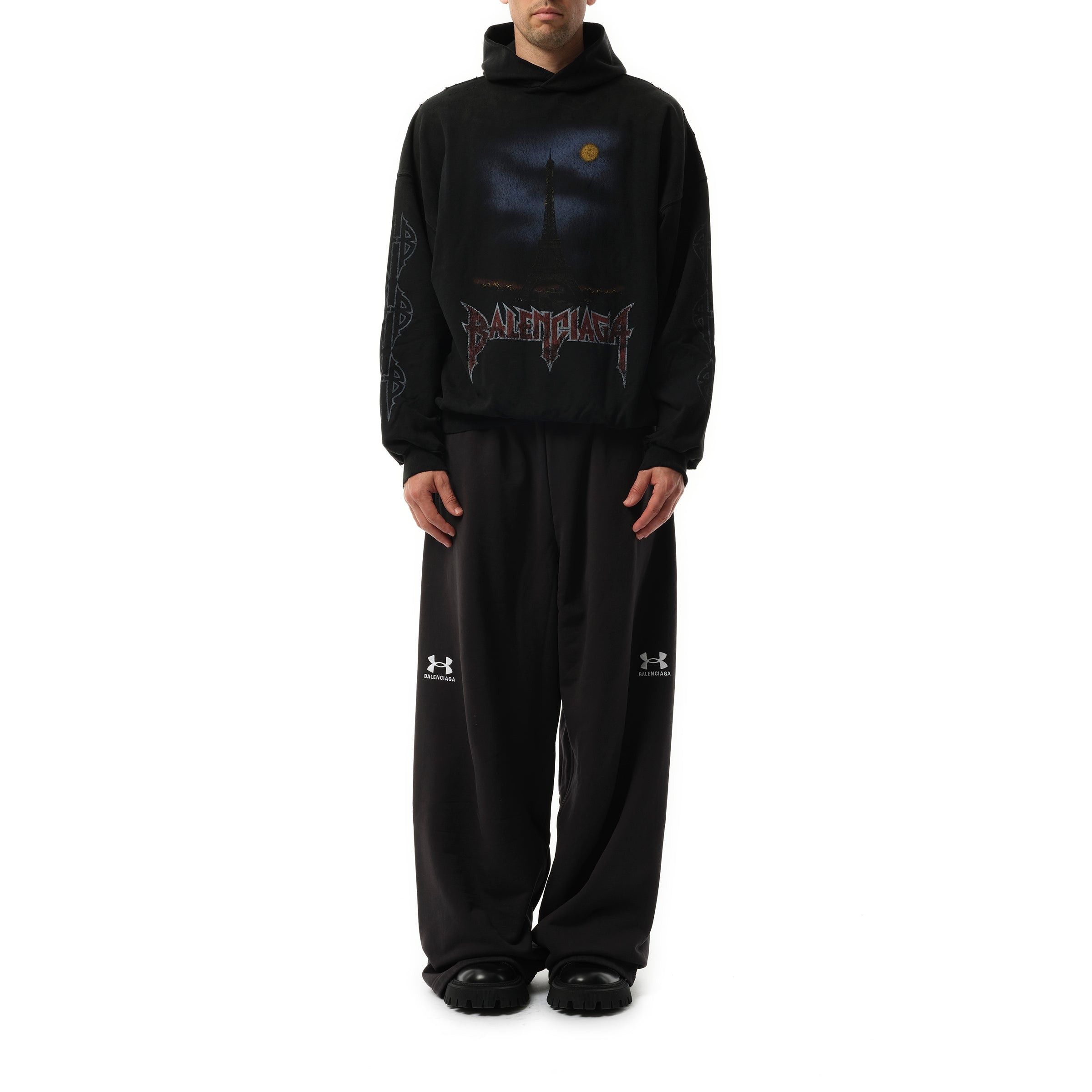 Balenciaga o1srvl11e0825 Paris Moon Hoodie Large Fit in Black Size US XL / EU 56 / 4 - 4 Thumbnail