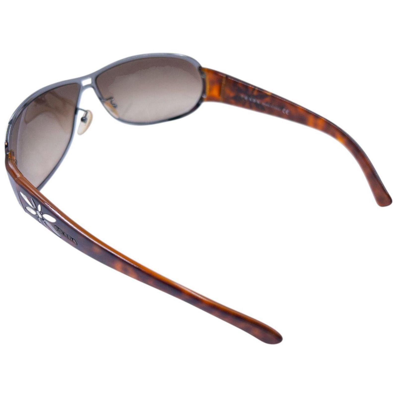 Prada Vintage 2000s Prada Tortoise Shell Flower Sunglasses Size ONE SIZE - 4 Thumbnail
