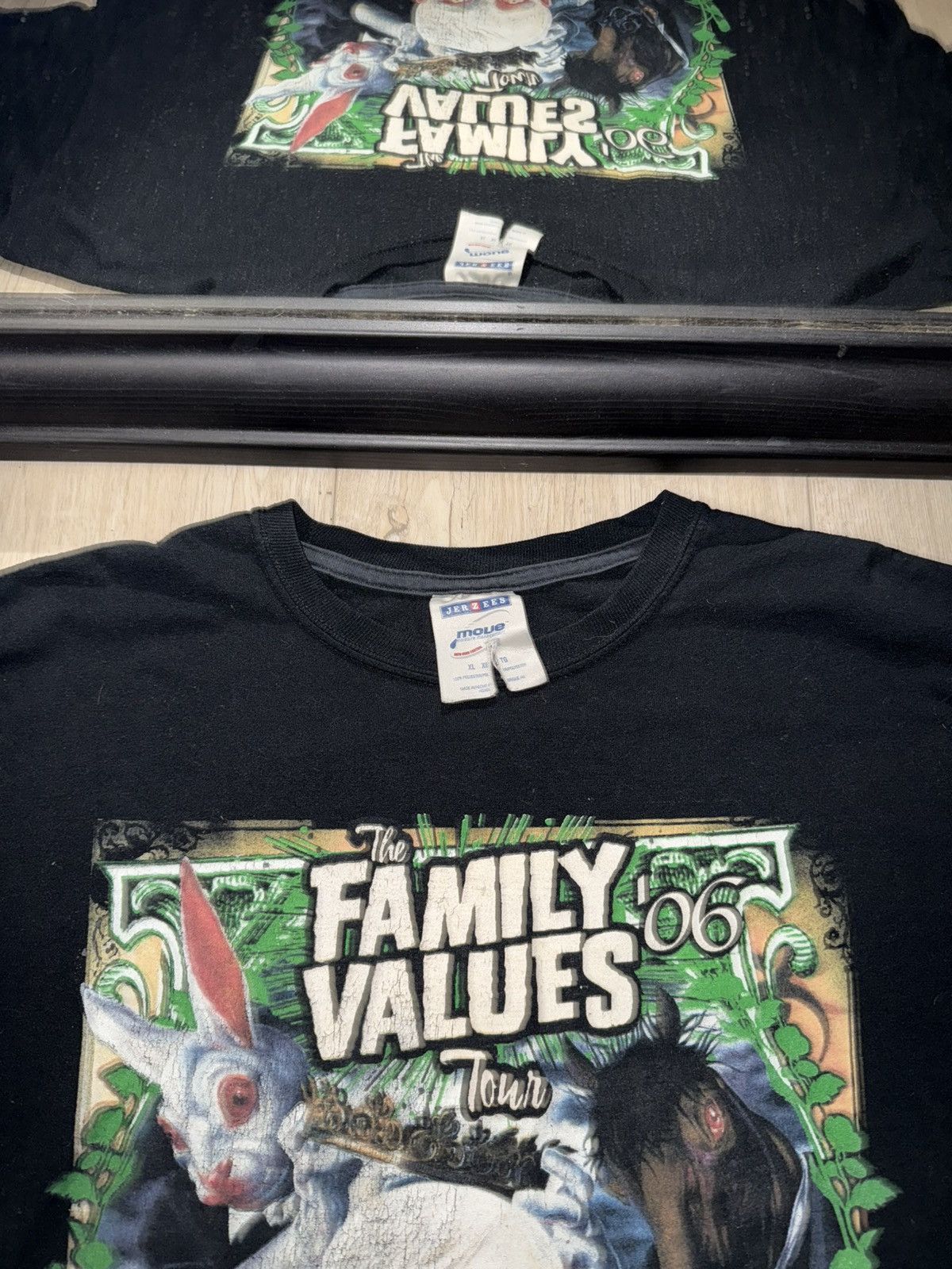 Band Tees × Giant × Vintage Vintage / Y2K Korn Family Values Tour Band Shirt Size US L / EU 52-54 / 3 - 4 Thumbnail
