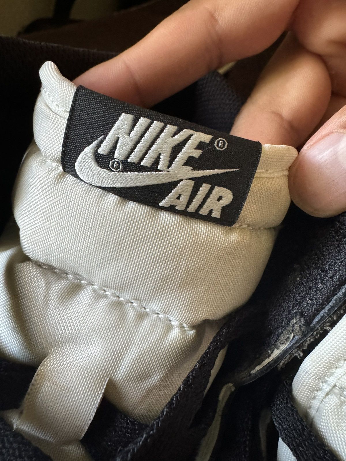 Jordan Brand Air Jordan 1 Retro High Og 'Dark Mocha' Size US 8.5 / EU 41-42 - 4 Thumbnail