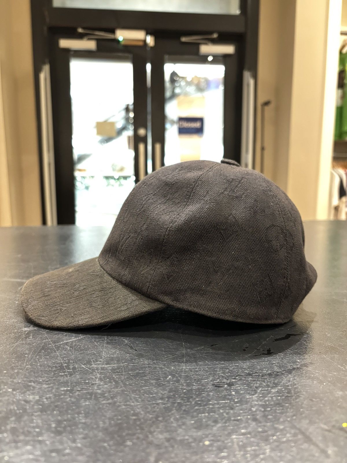 Louis Vuitton Louis Vuitton Essential Monogram Hat - Black Size ONE SIZE - 4 Thumbnail