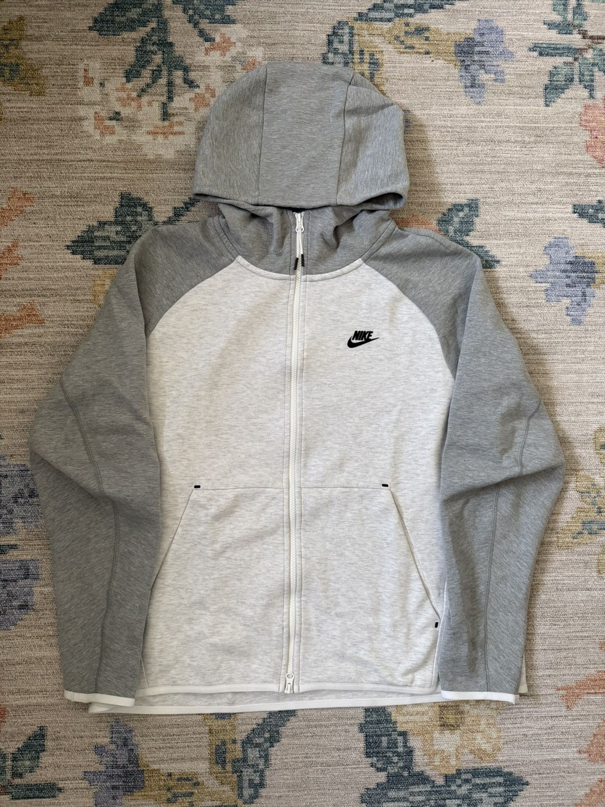 Nike Nike Tech Fleece V4 Windrunner Swoosh Zip Hoodie Size US XL / EU 56 / 4 - 1 Thumbnail