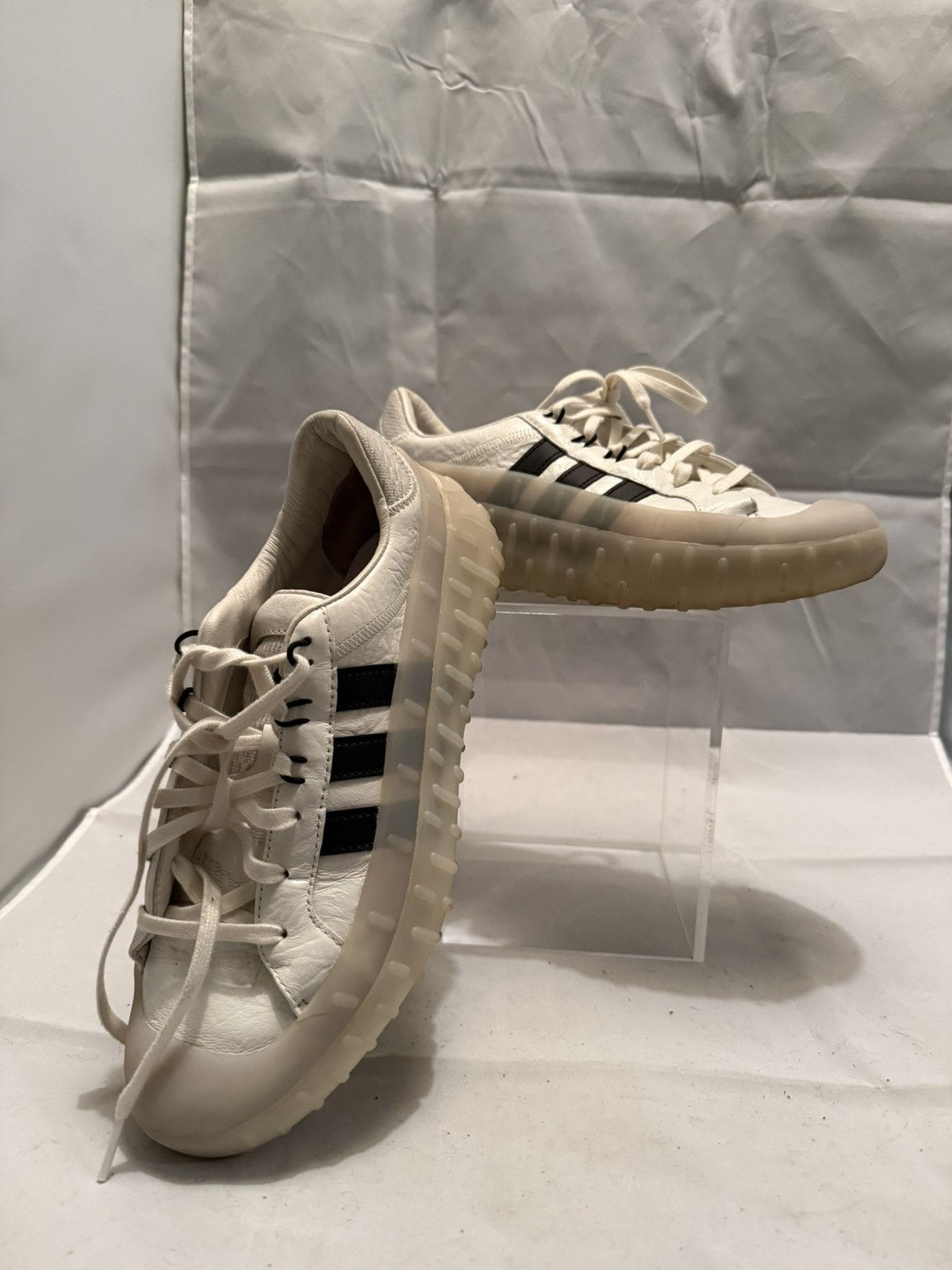 Adidas × Y-3 Adidas Y-3 GR.1P low-top sneaker in core white/black. Size US 7.5 / EU 40-41 - 1 Thumbnail