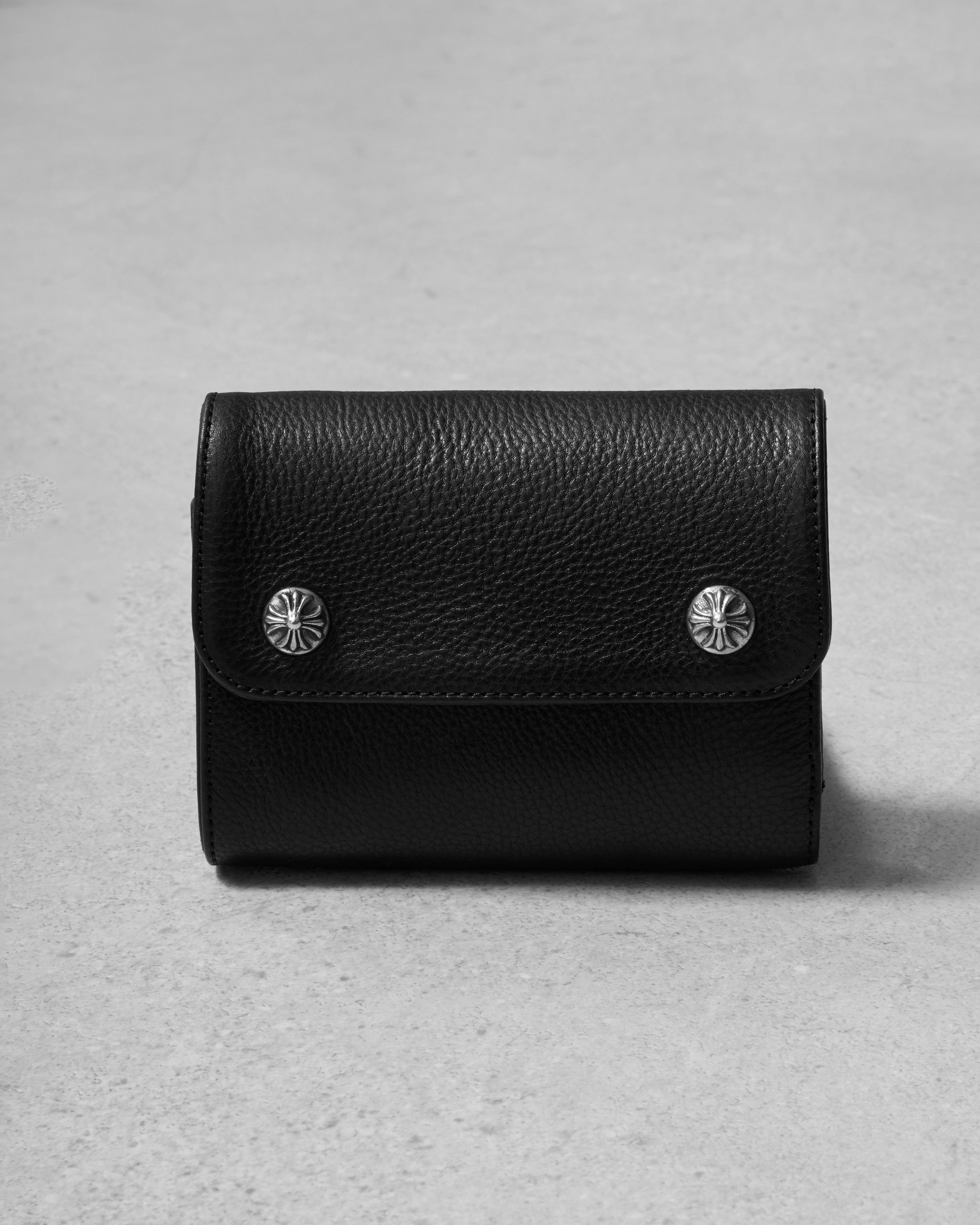 美品 CHROME HEARTS WAVE MINI WALLET Chrome Hearts Wave Mini Cross Ball Button Leather Wallet