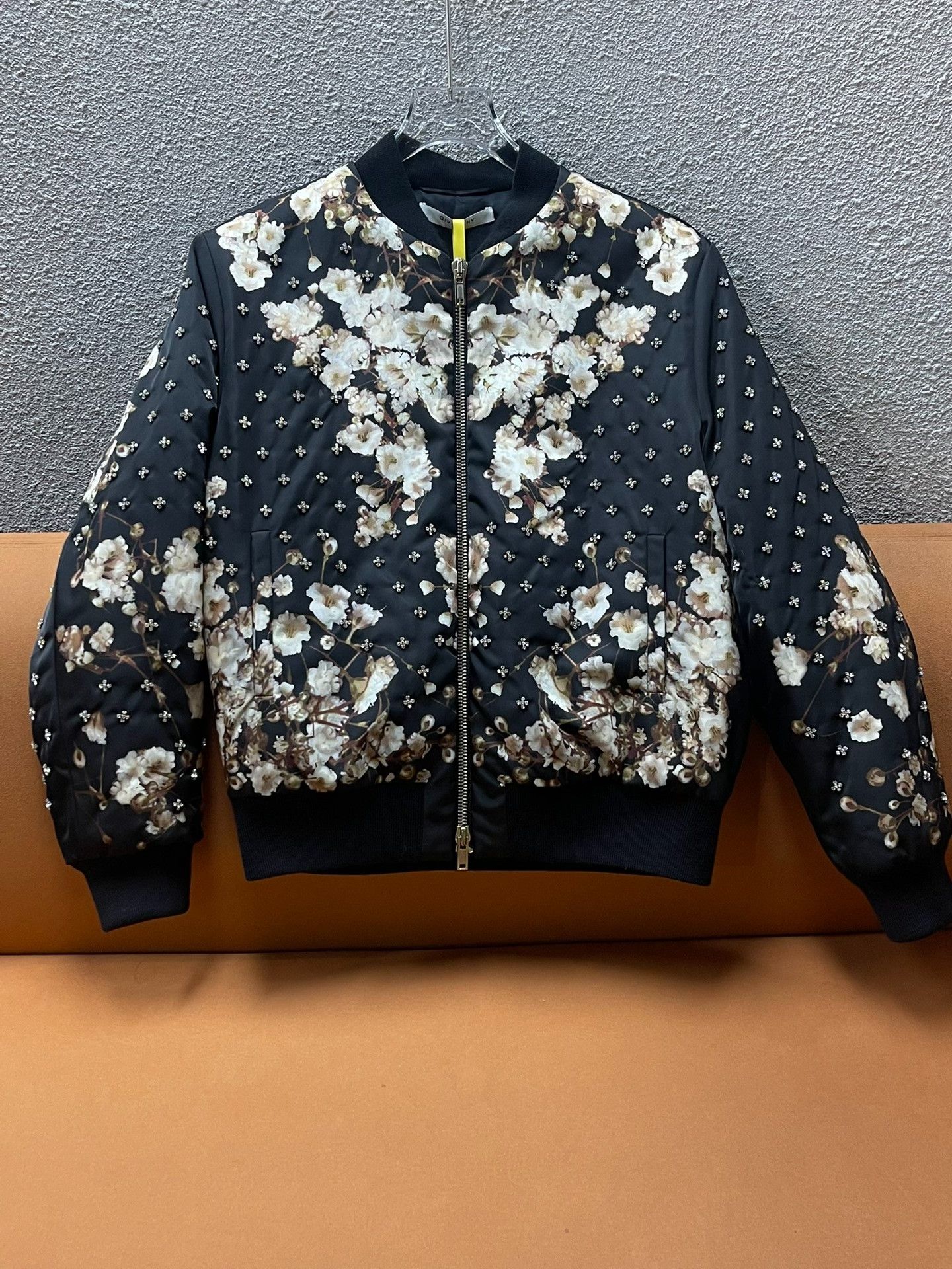 Givenchy Givenchy Star Flower Runway Women's Jacket Size S / US 4 / IT 40 - 1 Thumbnail