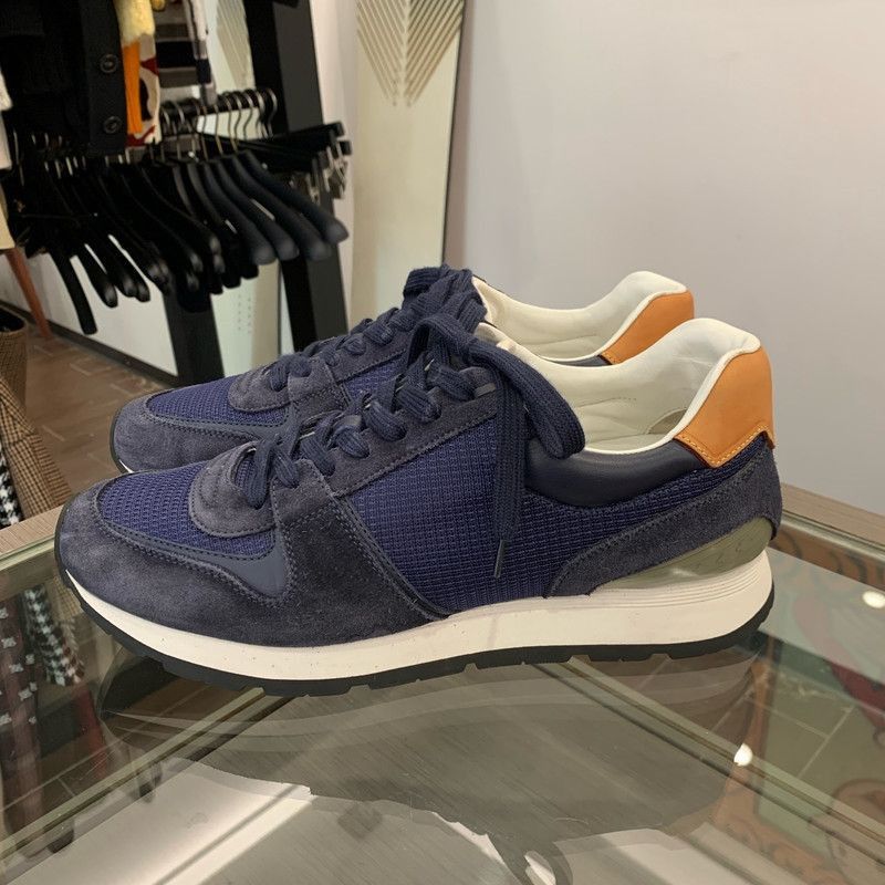 Louis Vuitton Louis Vuitton Low-Top Athletic Shoes for Men - Size US 8 / EU 41 - 3 Thumbnail