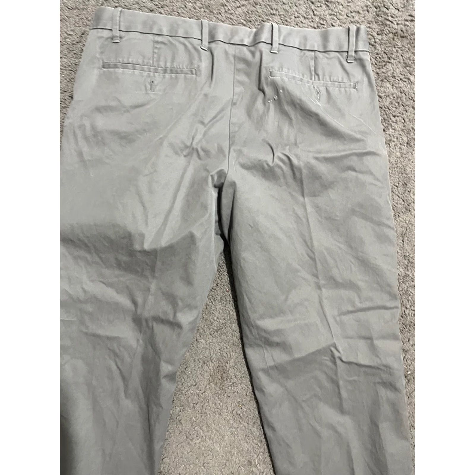 Gap Gap Khakis Tailored Men’s Straight Fit Sz 38X30 Gray Flat Front Pants Size US 38 / EU 54 - 4 Thumbnail