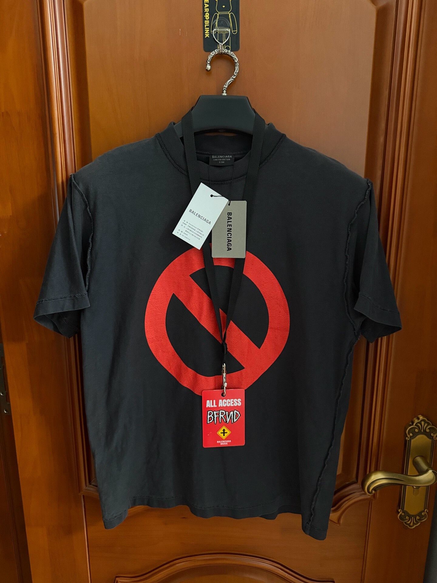 Balenciaga Balenciaga x BFRND Band Collaboration T-shirt Size US M / EU 48-50 / 2 - 1 Thumbnail
