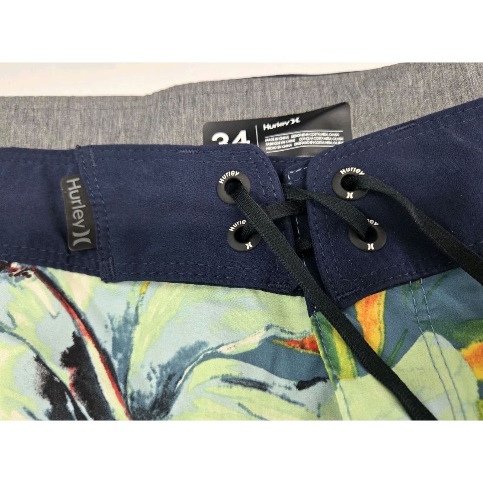 Hurley Hurley Mens Phantom Board Shorts Drawstring Back Pocket Floral Size 34 Multicolor Beach Tropical Quick Dry Lightweight Surfing Recreational Size US 34 / EU 50 - 4 Thumbnail
