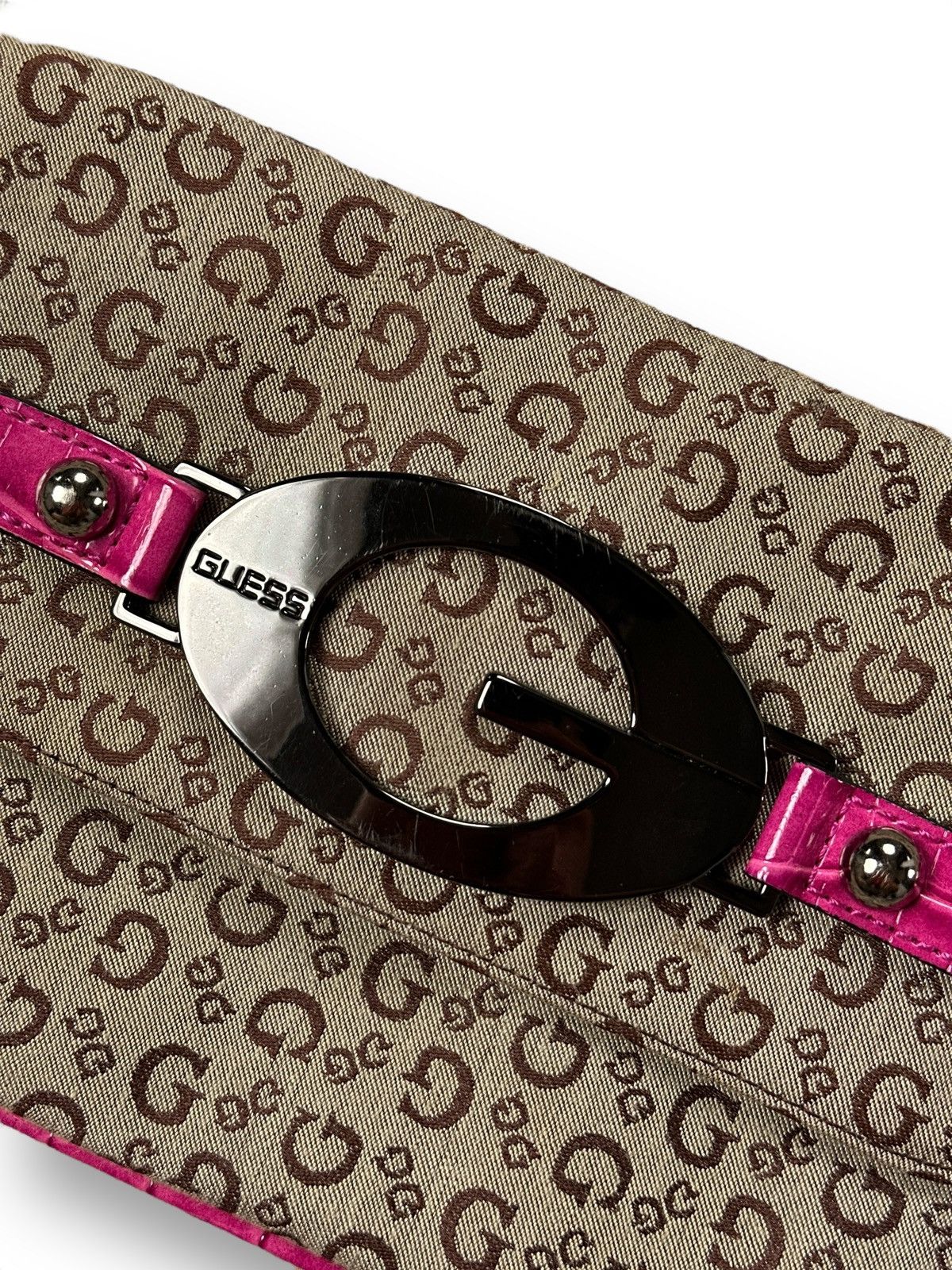 Guess Vintage Y2K Guess Monogram Retro Avant Garde Shoulder Bag Size ONE SIZE - 7 Thumbnail