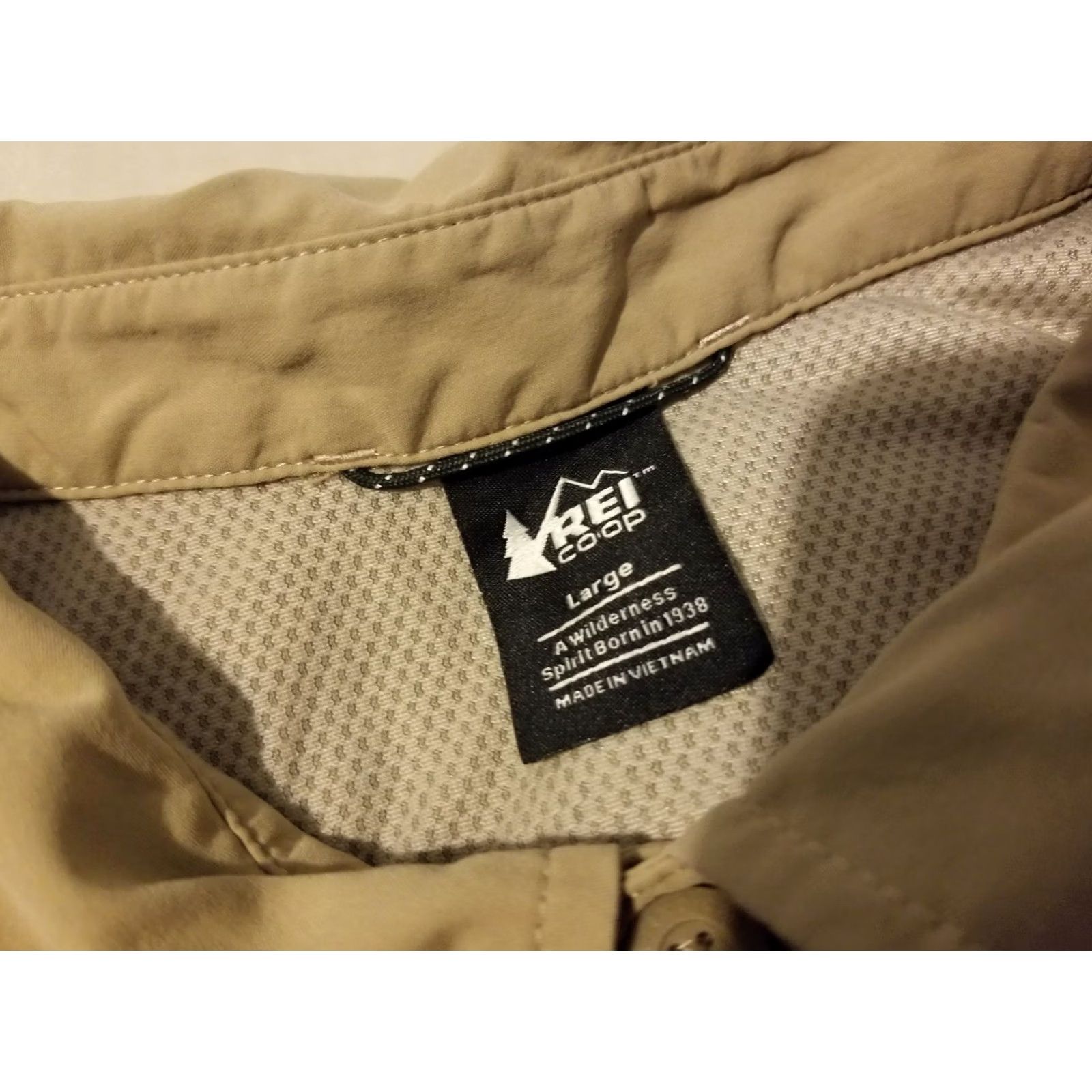 Vintage REI Mens Cotton Button-Up Shirt L Beige Short Sleeve Size 42R - 4 Thumbnail