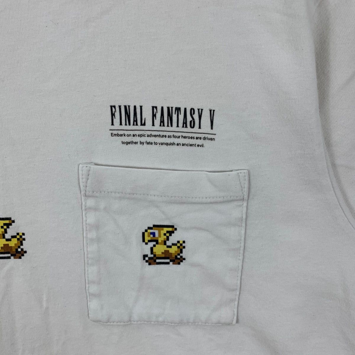 Uniqlo UNIQLO x FINAL FANTASY V 35th Anniversary Video Game Tee Size L / US 10 / IT 46 - 6 Thumbnail