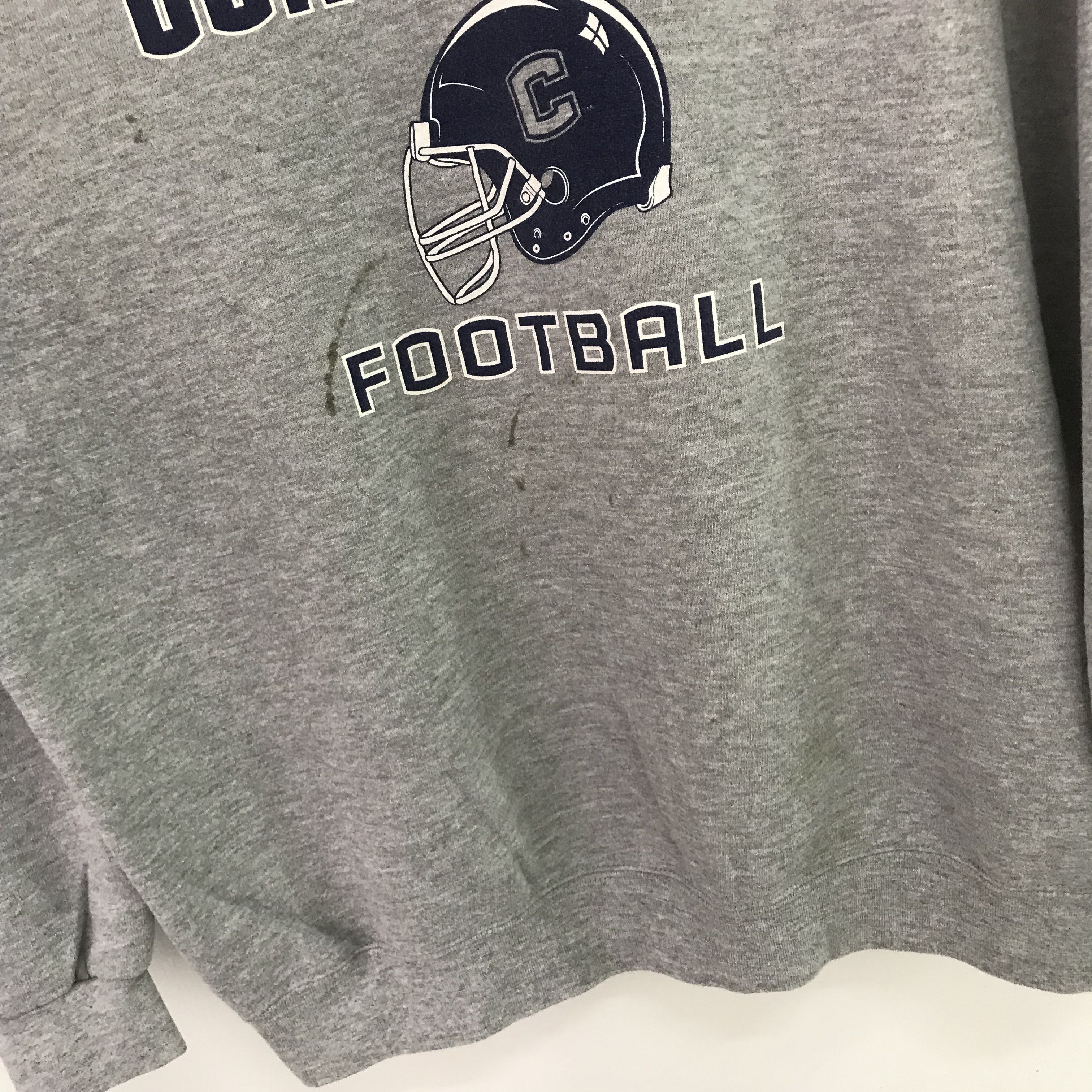 NCAA Vintage 90's University Of Connecticut Ncaa - 514 Size US XL / EU 56 / 4 - 8 Thumbnail
