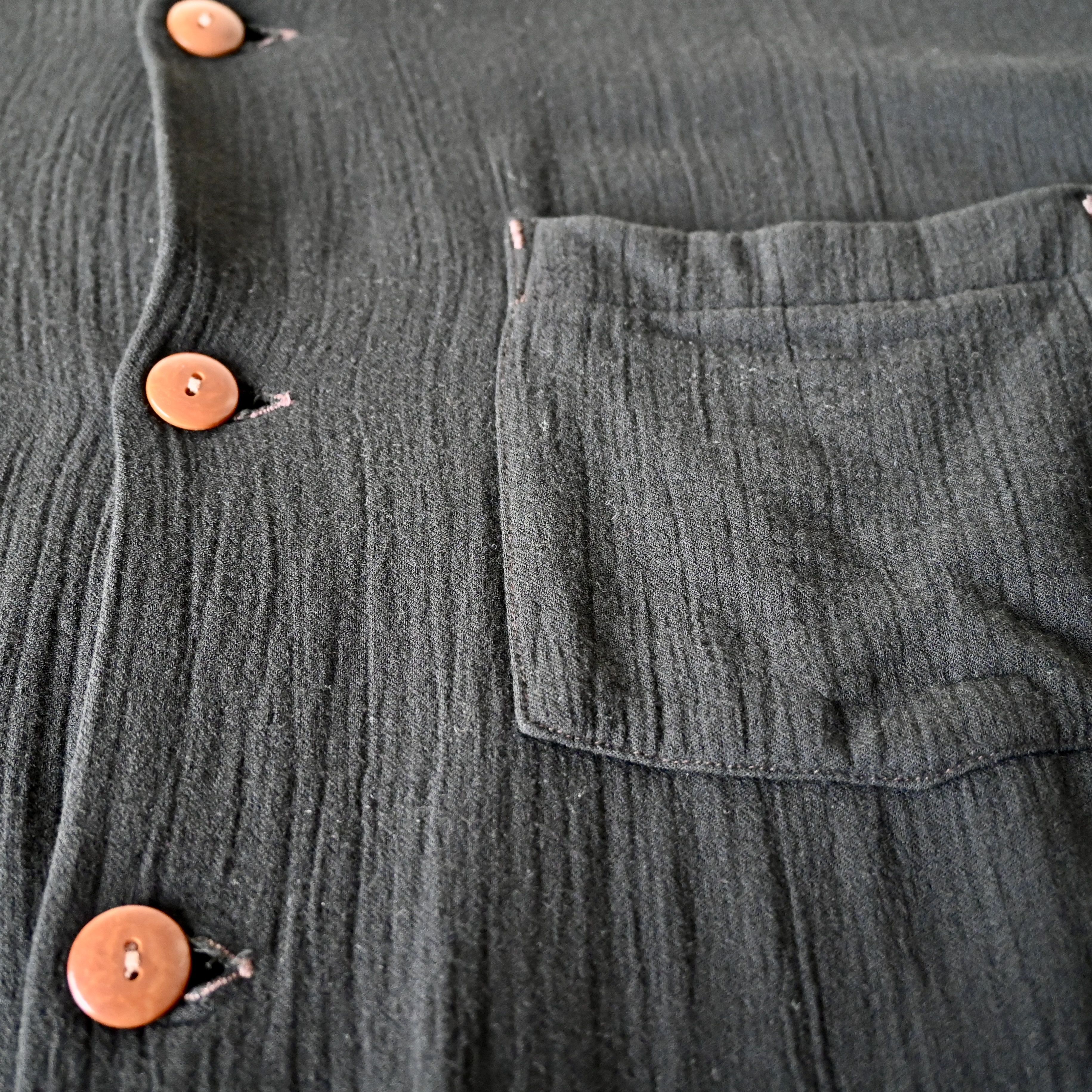 Dezert VTG 1980-90s Dezert black rayon x wool drapey shirt Size US L / EU 52-54 / 3 - 14 Thumbnail