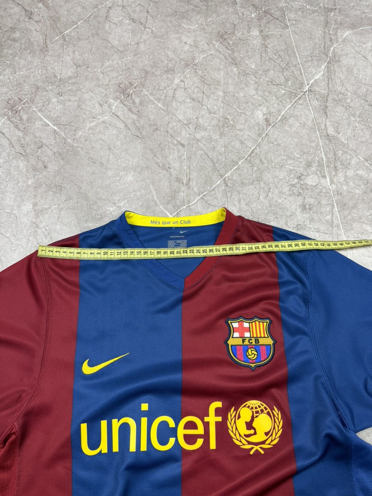 Nike Nike FC Barcelona 2008/09 — Gudjohnsen #7 Jersey Size M Size US M / EU 48-50 / 2 - 14 Thumbnail