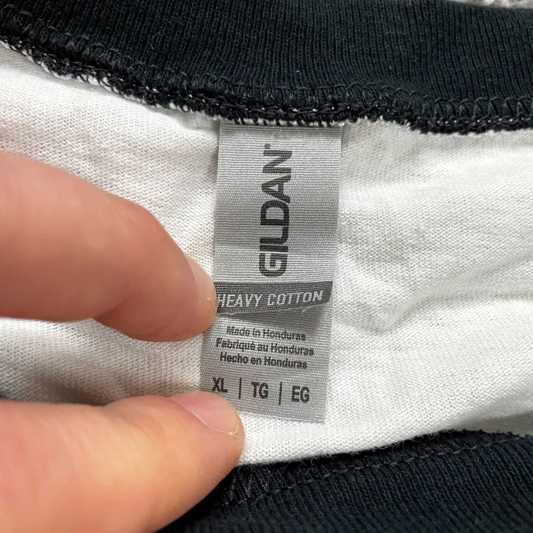 Gildan Gildan Heavy Cotton T-Shirt Mens XL White Crew Neck Raglan Sleeve Size US XL / EU 56 / 4 - 5 Thumbnail