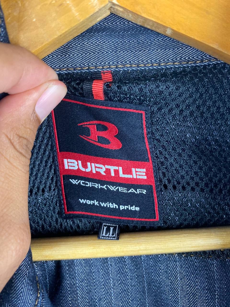 Japanese Brand burtle japanese brand worker herringbone jacket nice design Size US L / EU 52-54 / 3 - 8 Thumbnail