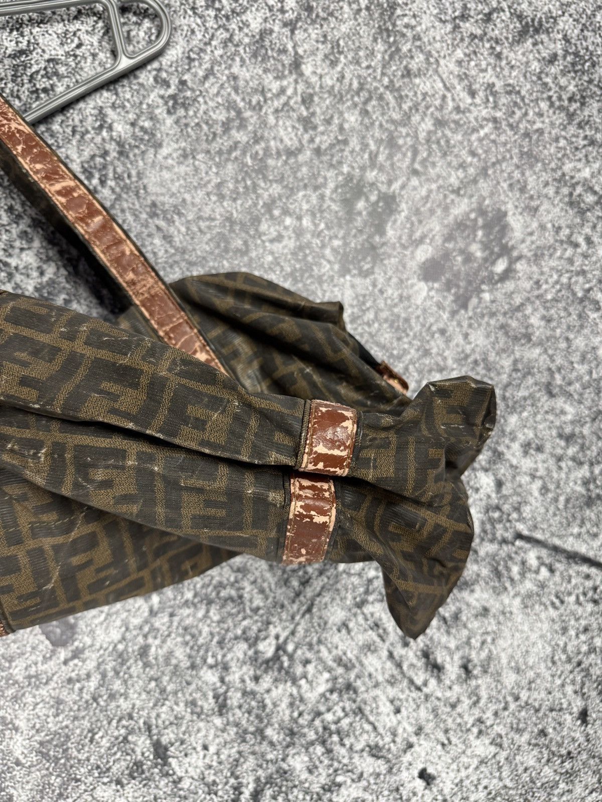 Fendi Rare Fendi Monogram Bag Made in Italy Vintage Luxury Size ONE SIZE - 11 Thumbnail