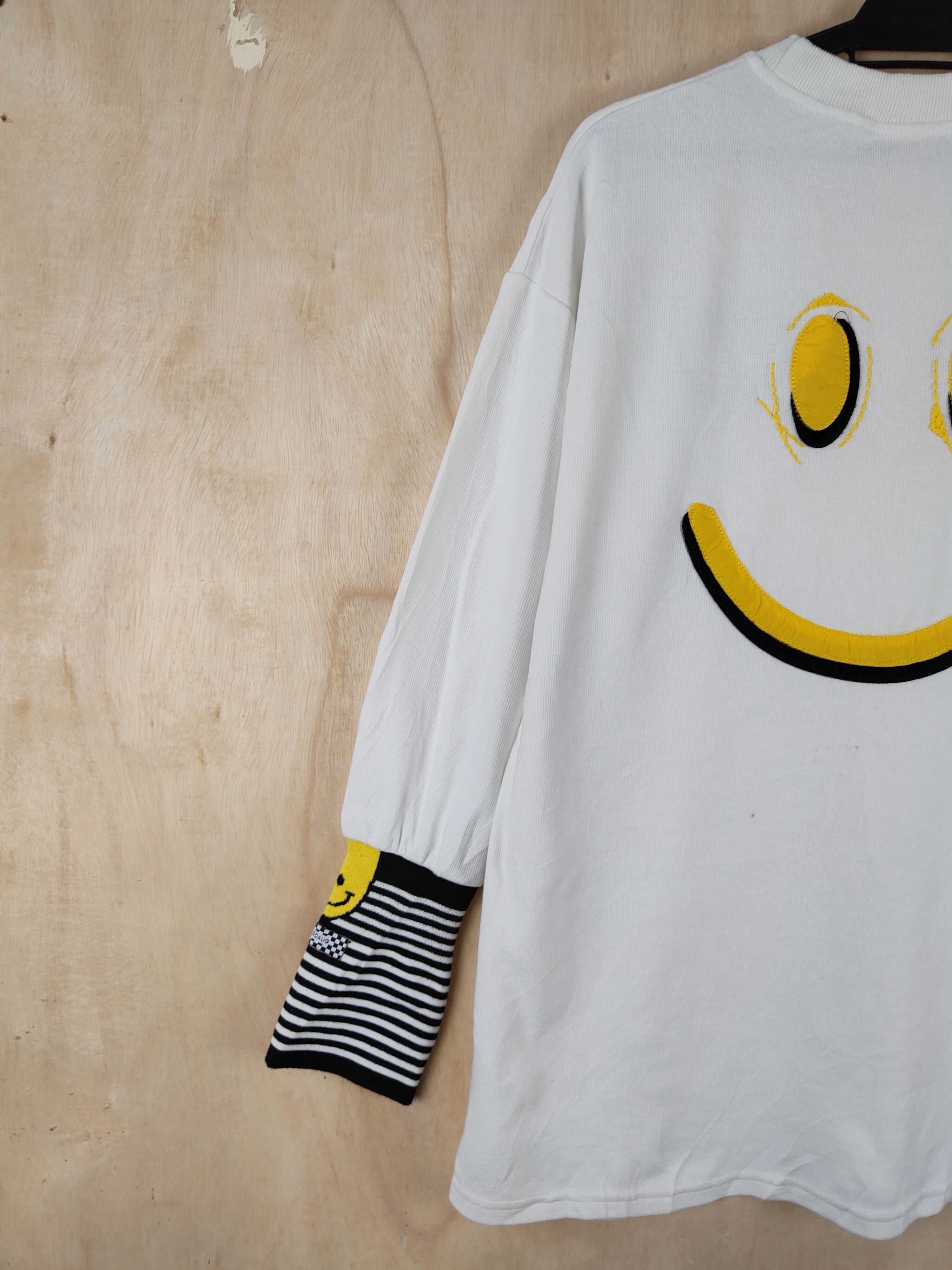 Japanese Brand Japan brand like kapital White big smile Sweatshirts #S2517 Size US L / EU 52-54 / 3 - 5 Thumbnail