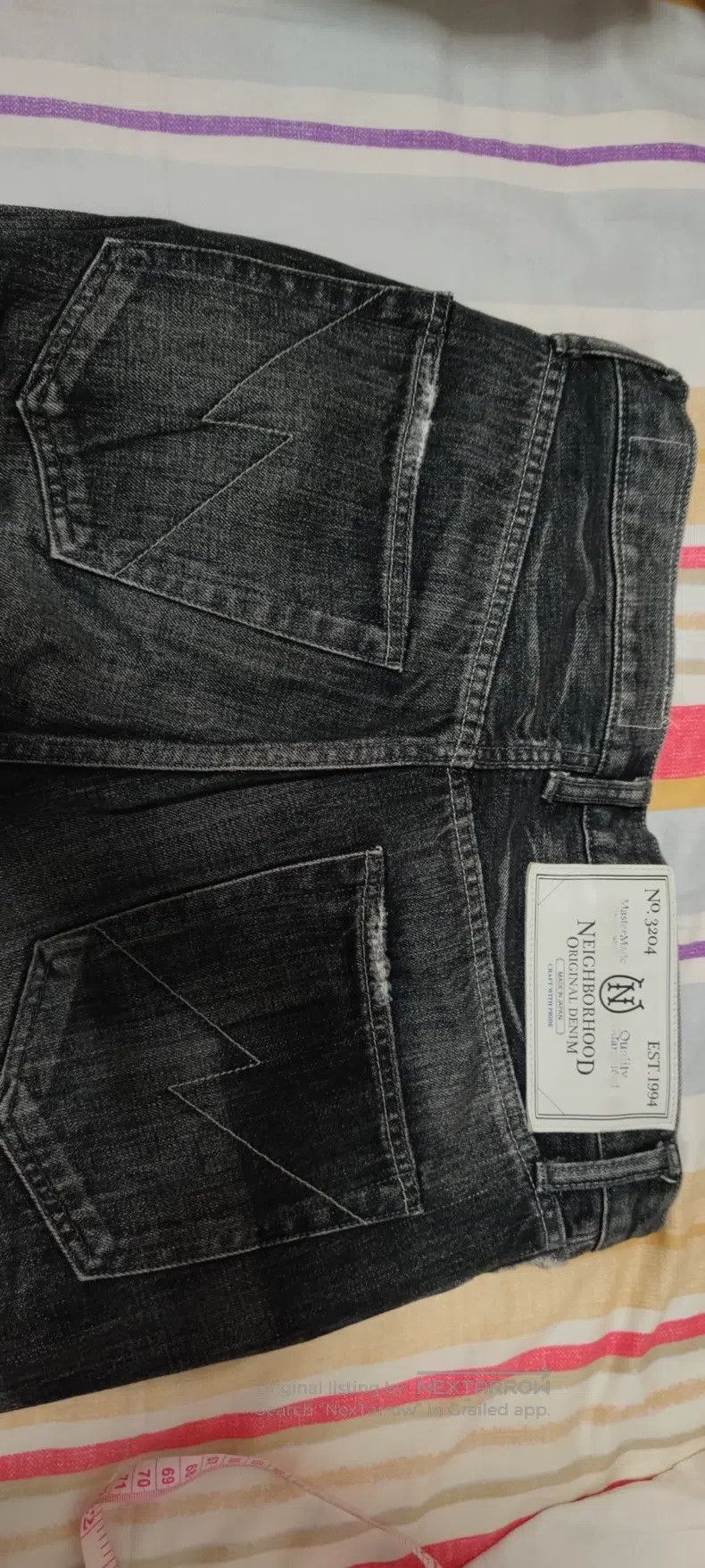 Neighborhood Neighborhood size M 9th Anniversary Cut-Out Black Limited Size US 27 - 5 Thumbnail