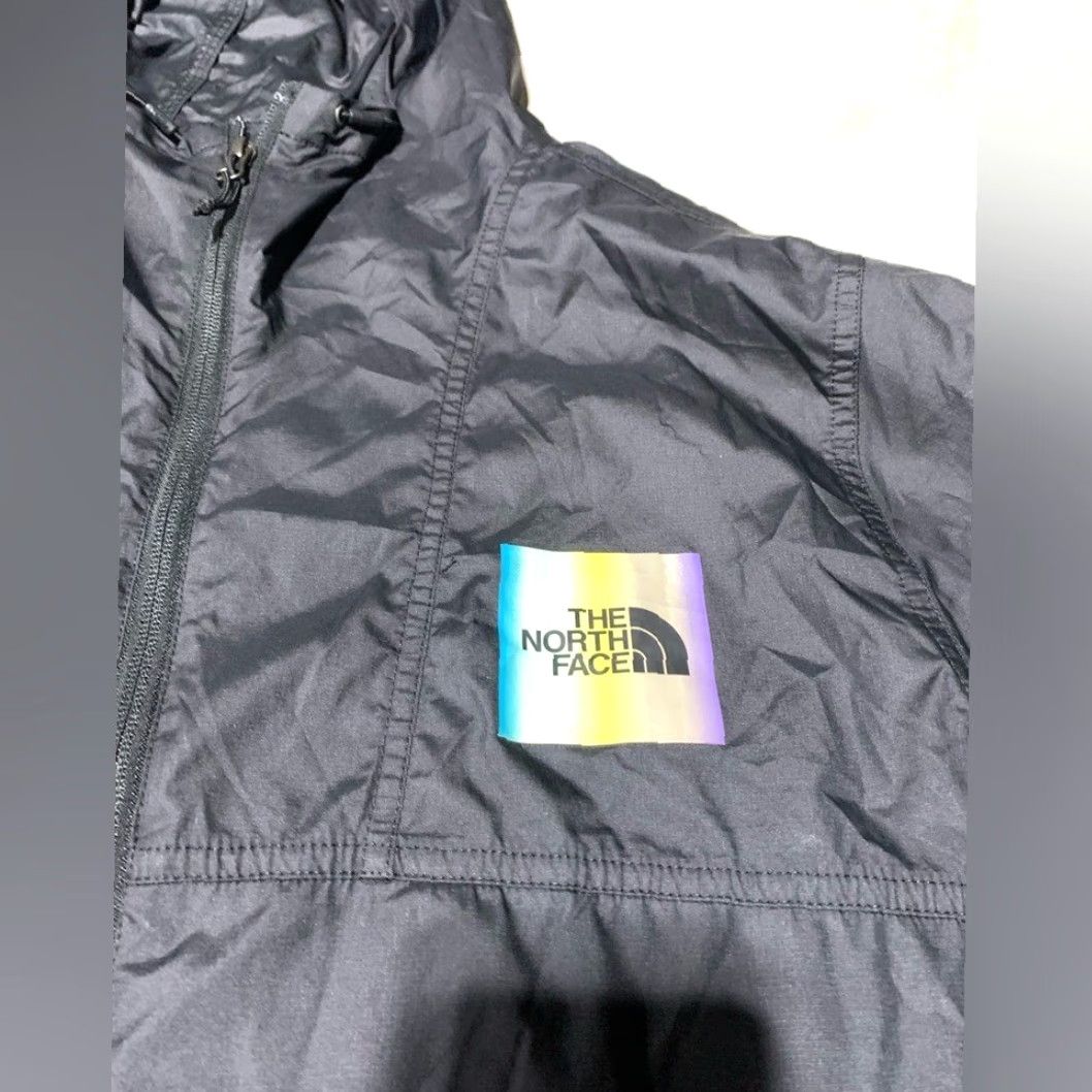 The North Face The North Face Windwall Windbreaker Jacket Black Logo Multicolor Logo Nylon L Unisex Adults Regular Size L Mens Womens? Size US L / EU 52-54 / 3 - 2 Thumbnail