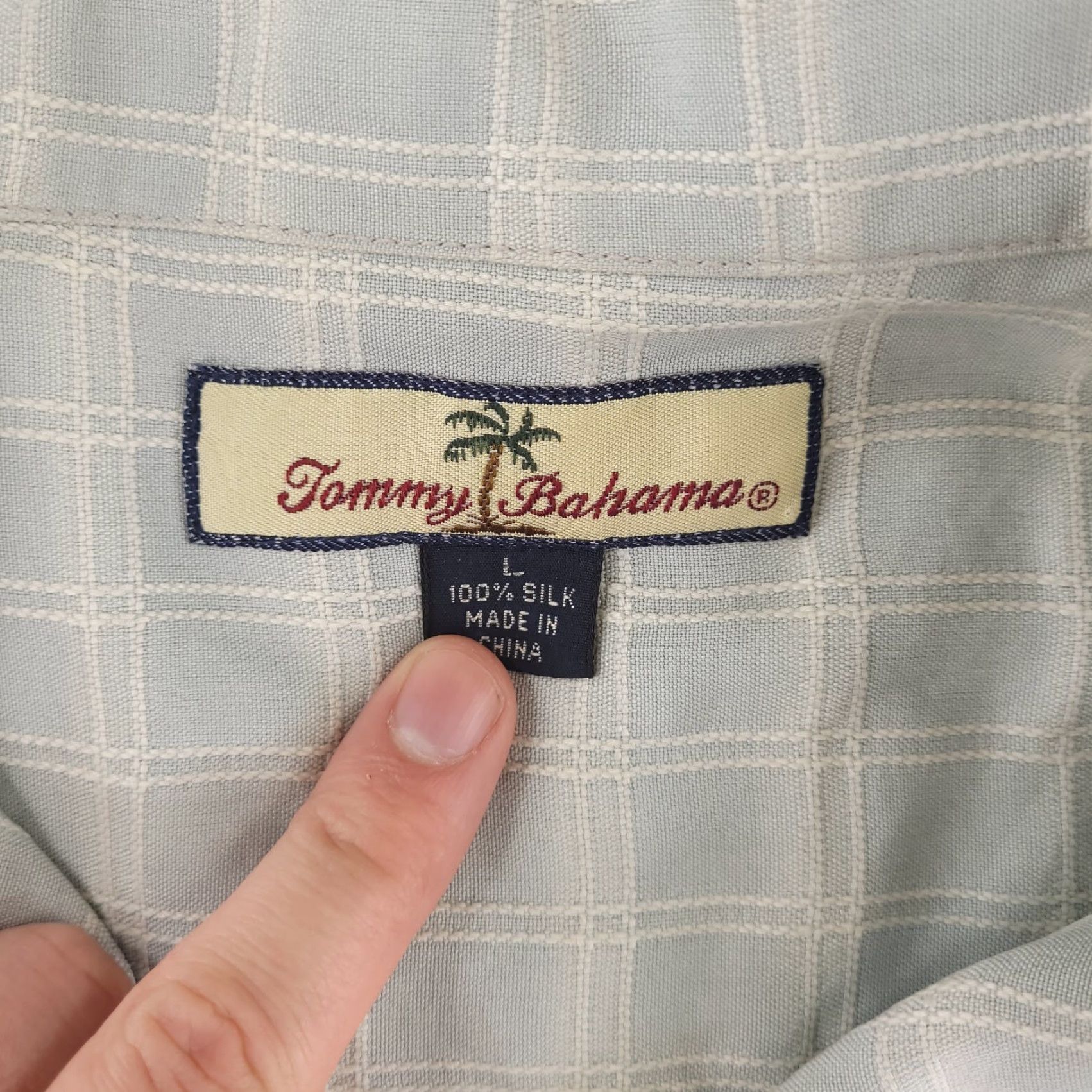 Tommy Bahama Tommy Bahama Shirt Mens Large Silk Green Short Sleeve Button-Up Textured Size US L / EU 52-54 / 3 - 3 Thumbnail
