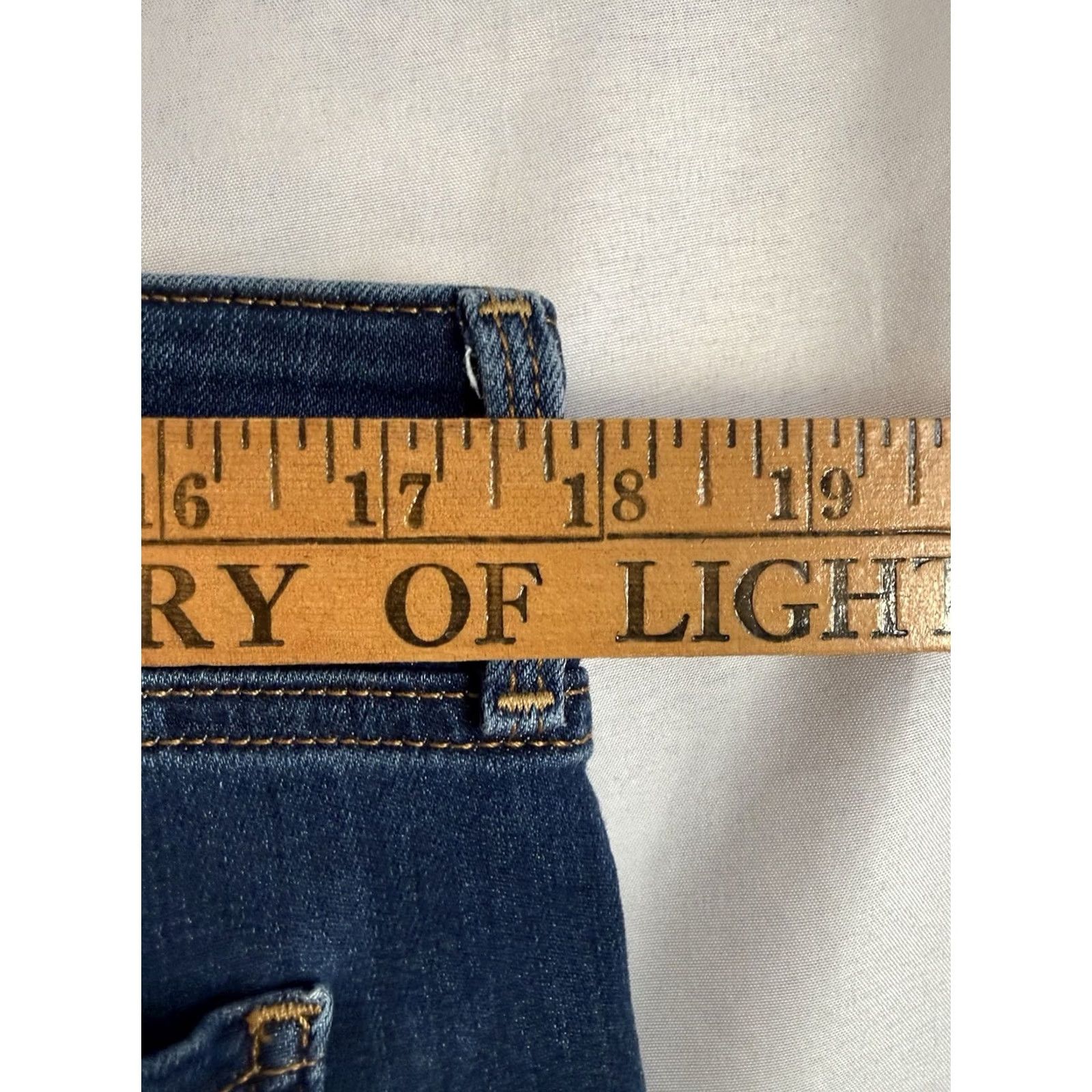 NYDJ VINTAGE NYDJ Jeans? Size ONE SIZE - 4 Thumbnail
