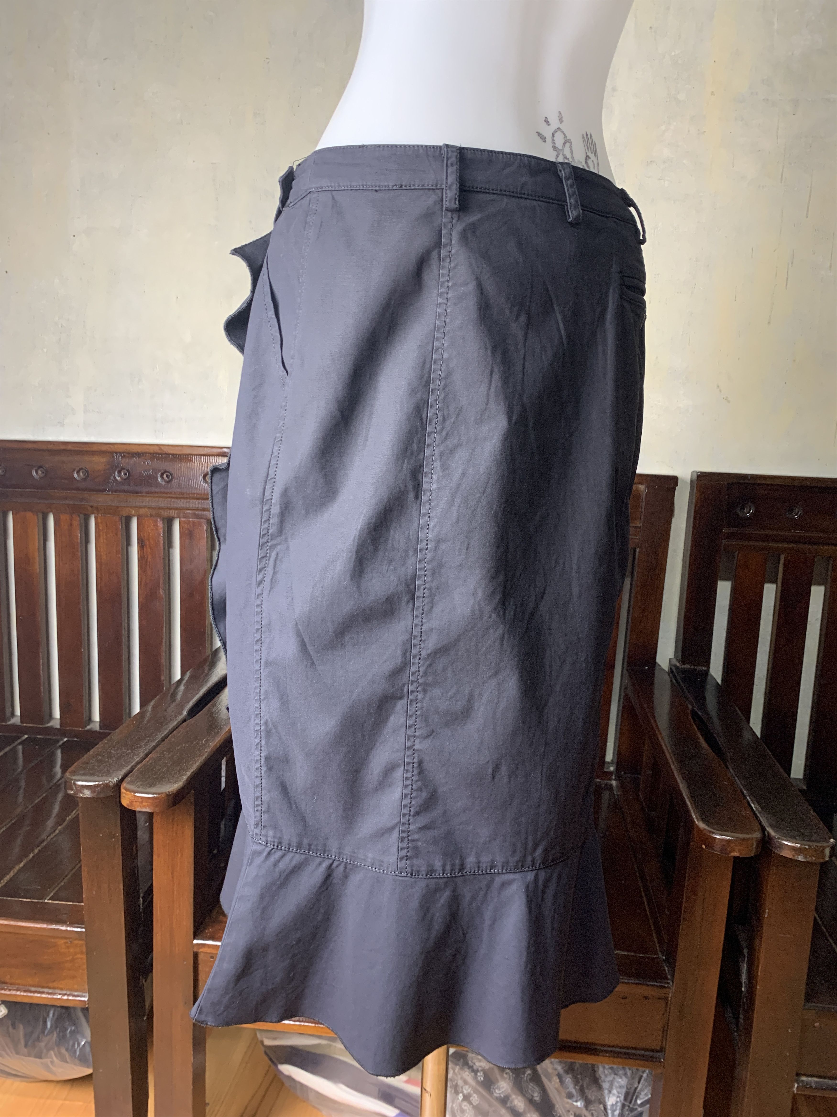 Sportmax 2000s SPORTMAX Asymmetrical Ruffle Wrapped Skirt (29) Size 29" - 3 Thumbnail